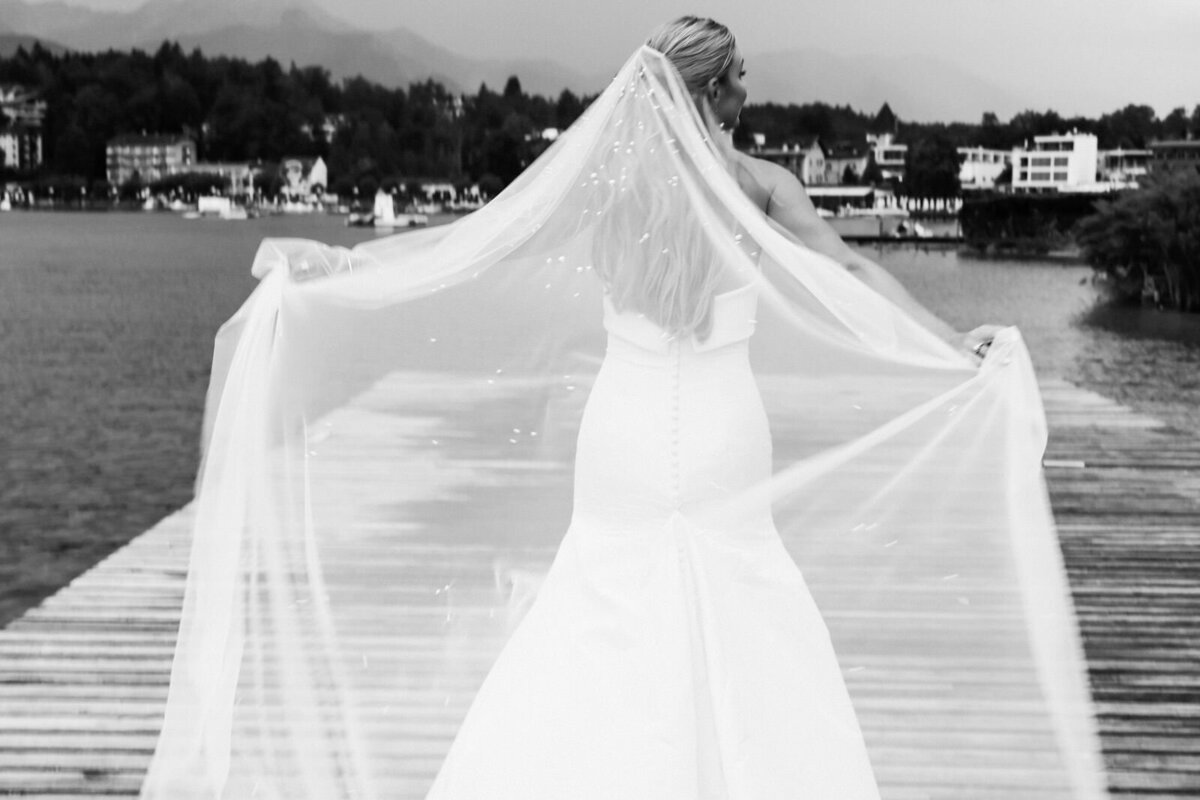 Destination Wedding Photography of a Elegant Lakeside Wedding in Austria 124