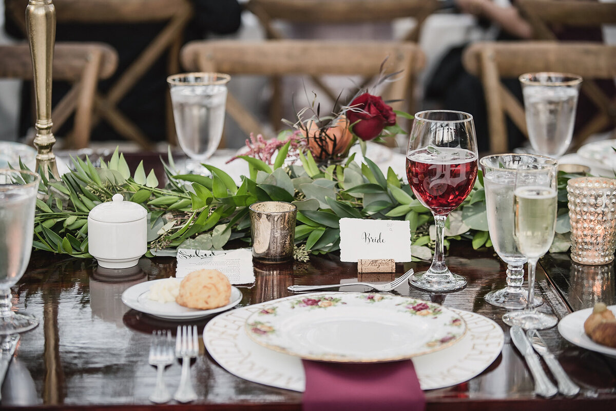 An elegant black tie garden wedding at Planterra Conservatory in West Bloomfield Michigan provided by top rated Metro Detroit wedding photographer Kari Dawson22