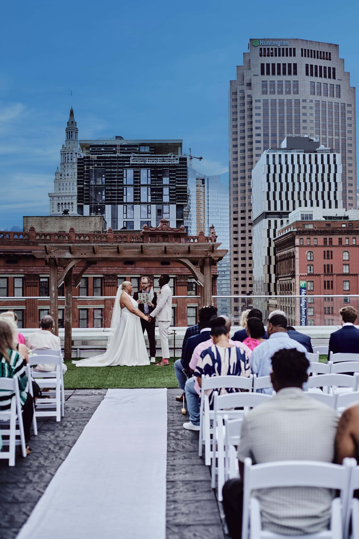 The Metropololitan at the 9 Cleveland, Ohio Wedding ErikaBlackPhotography_118_(2)