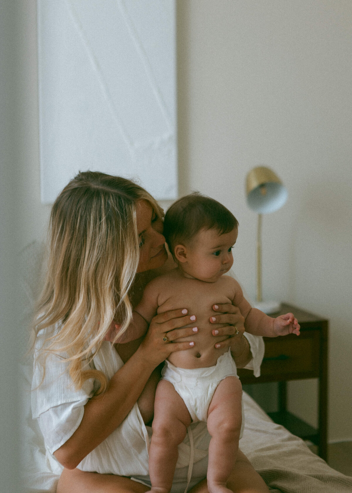 breastfeeding-motherhood-maryland-studio-40