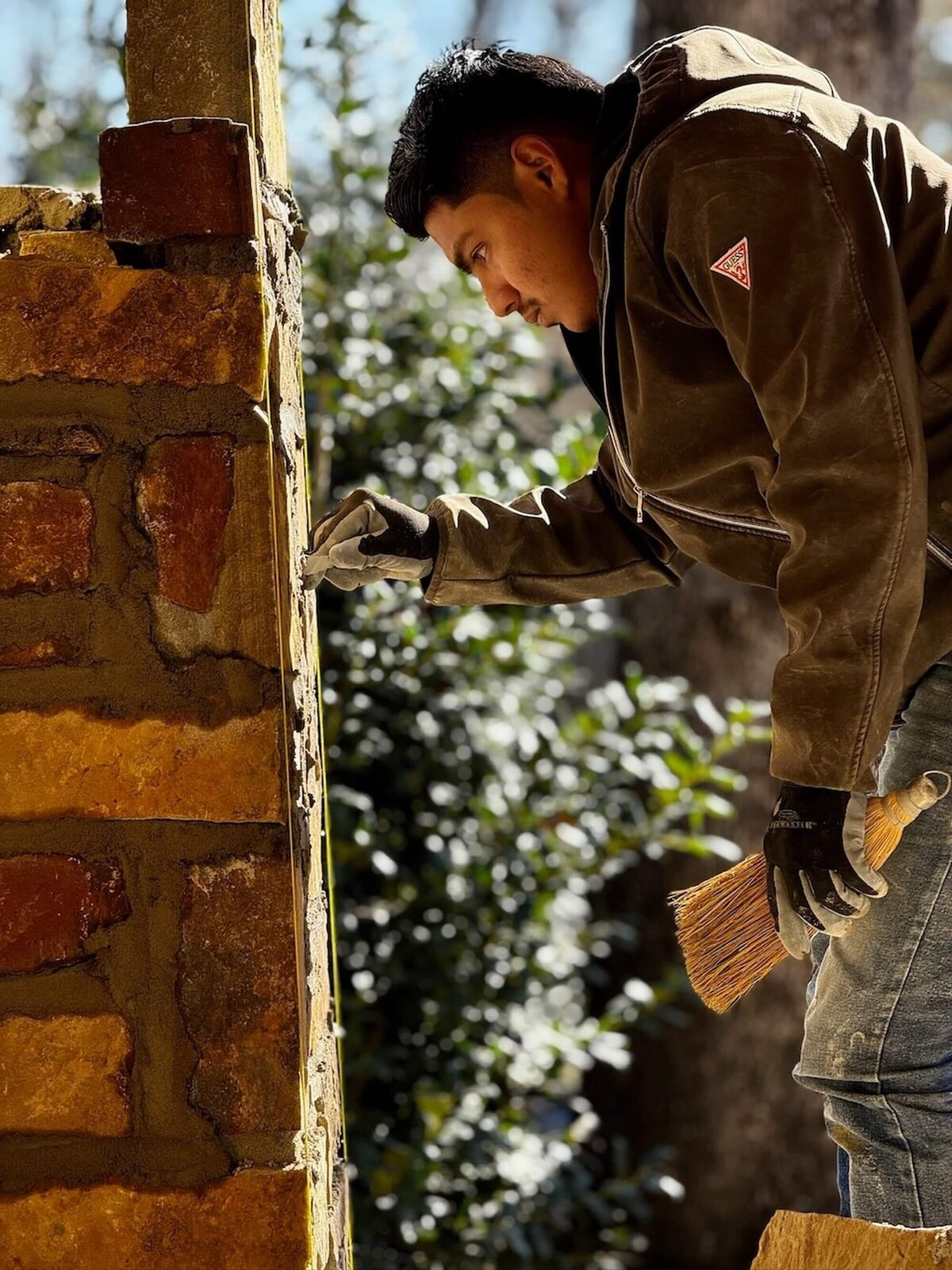 custom-stone-masonry-detailing-little-rock