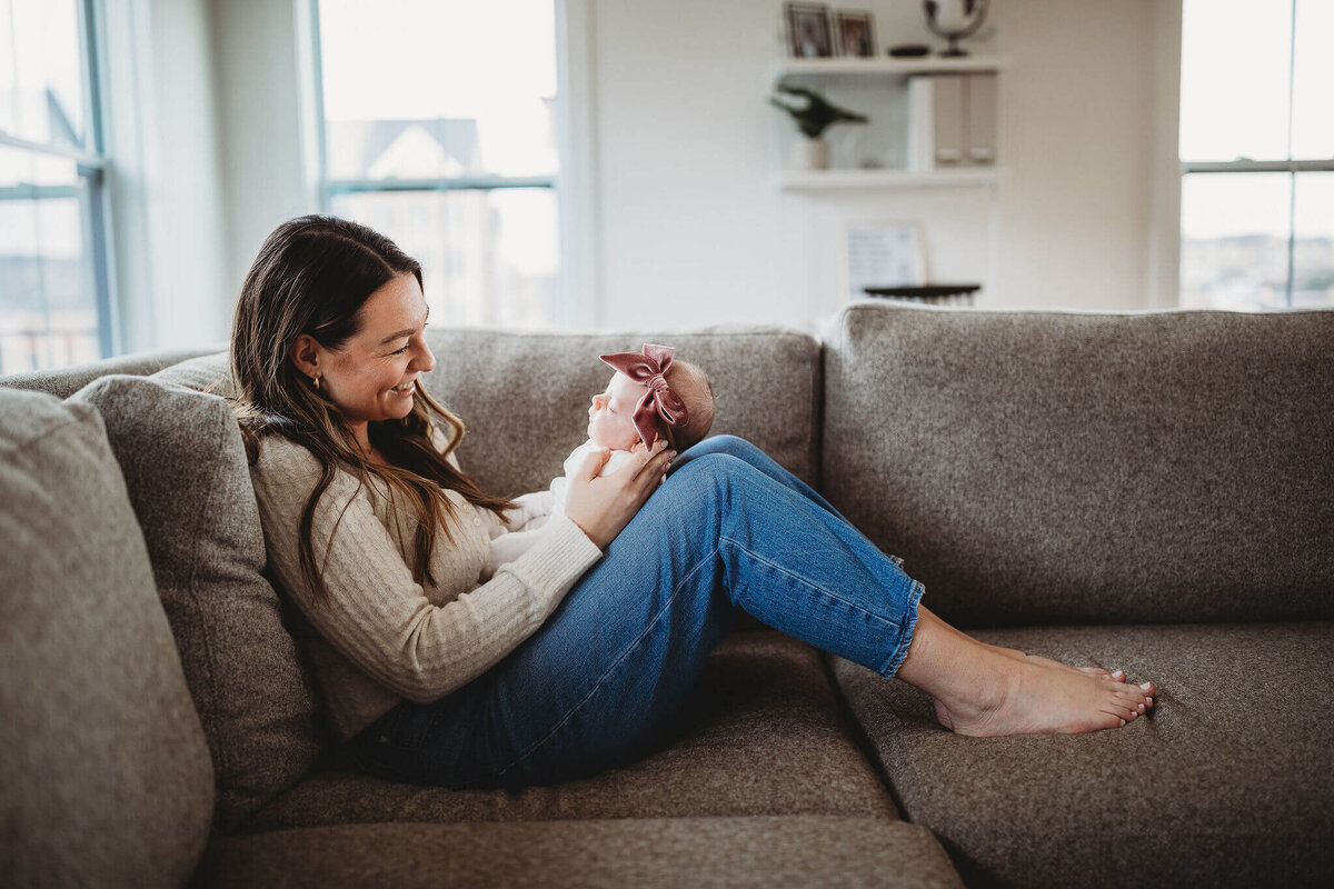 Harrisonburg-Newborn-Photographer-2-219