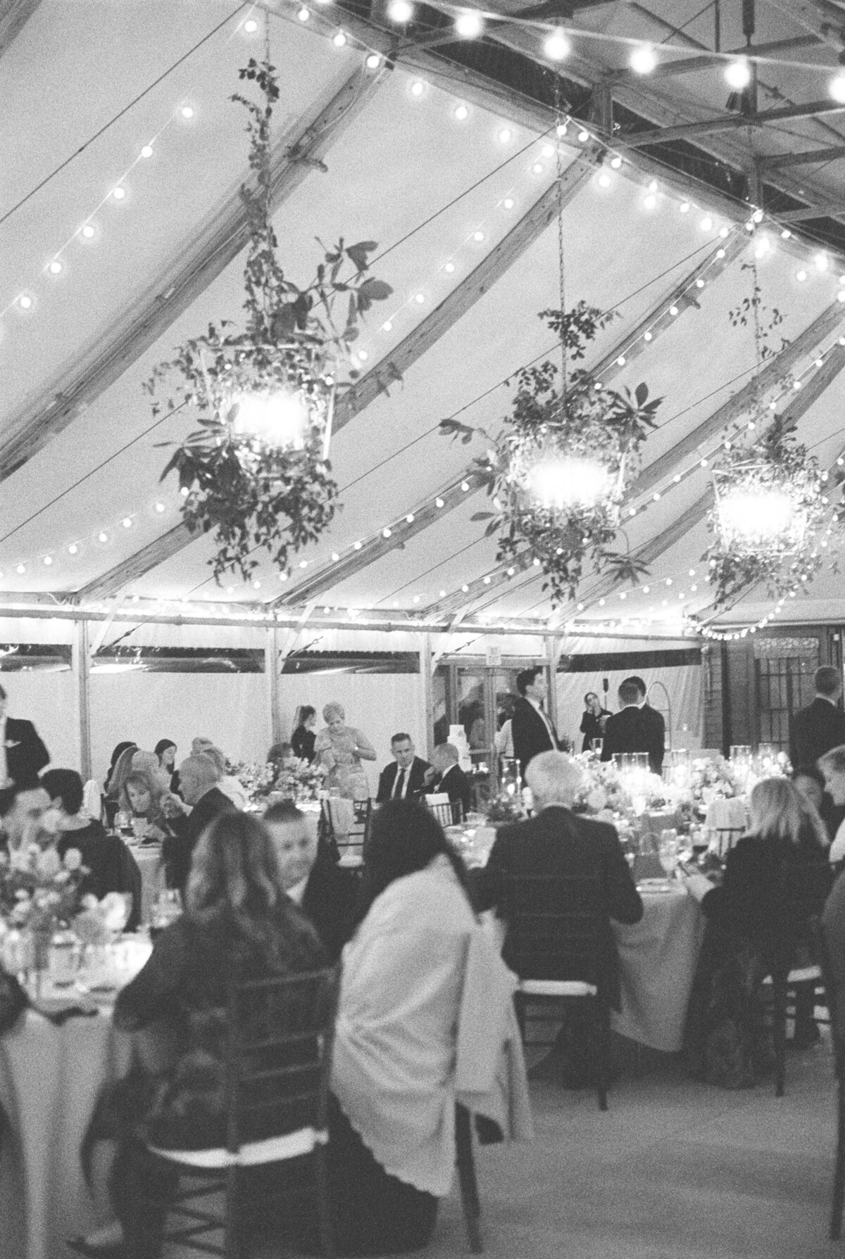 Emily March Photography Wilmington, North Carolina and Destination Wedding Engagement Photographer Heirloom Photography for Memorable Gatherings Light Airy Sentimental Imagery Images Weddings_Castle Hill Inn Wedding - 079