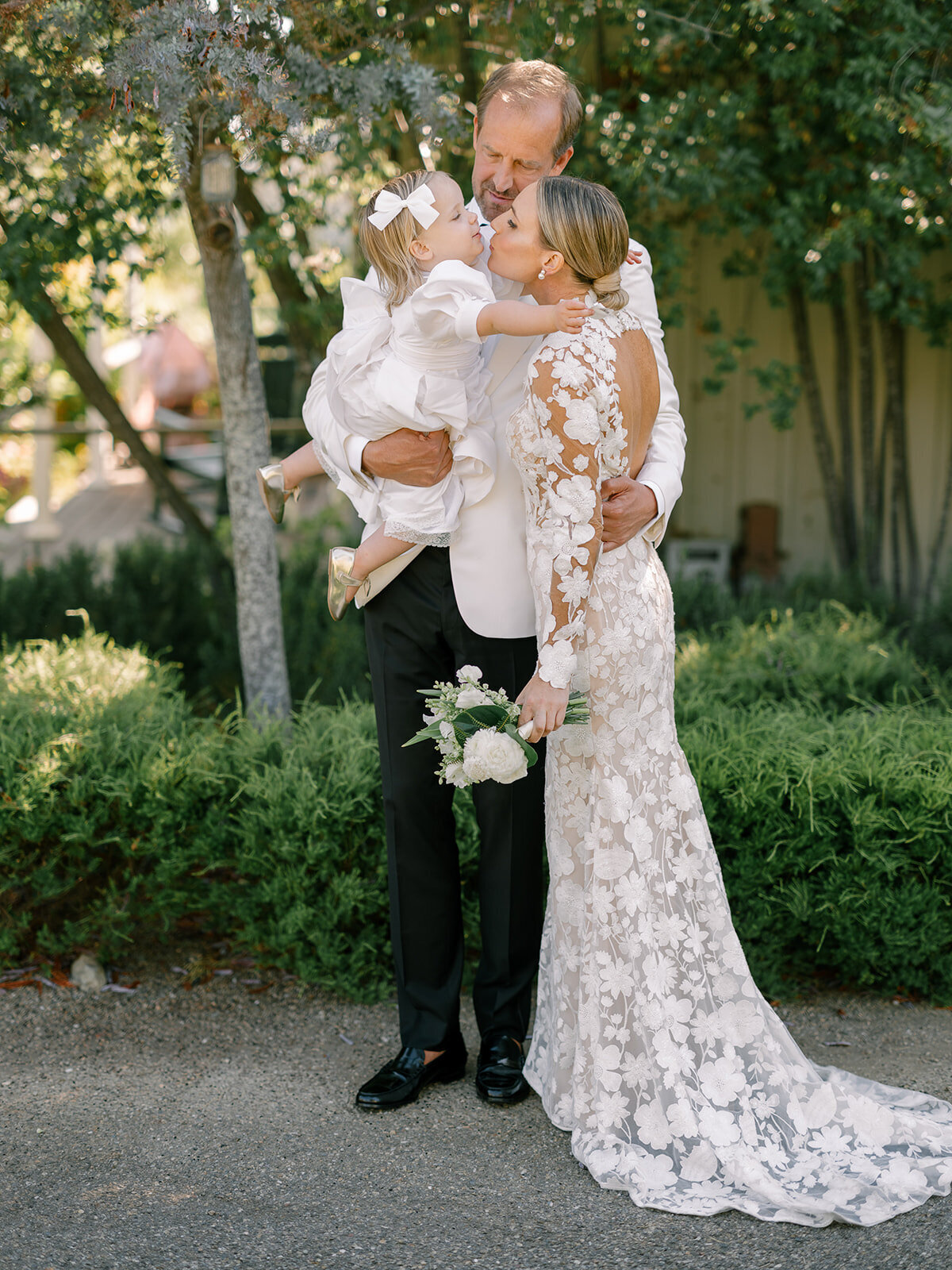Napa-Carneros-resort-wedding-photography-wedding-classic-blackandwhite-churchwedding-wedding-thedejaureguis-030