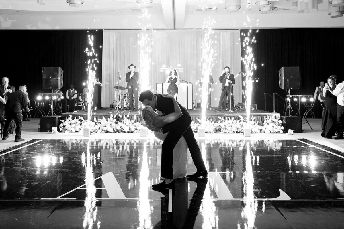 8. Reception_SunnyLeePhoto-110