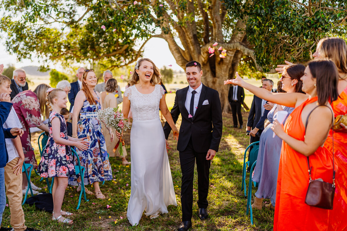 Gatton Farm Wedding M&J Sneak Peeks-13