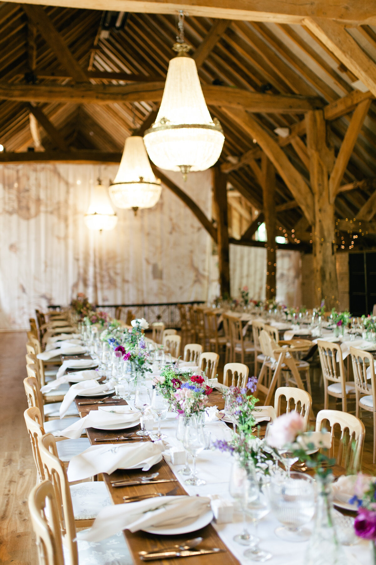 luxury-wedding-bury-court-barn-surrey-leslie-choucard-photography-78