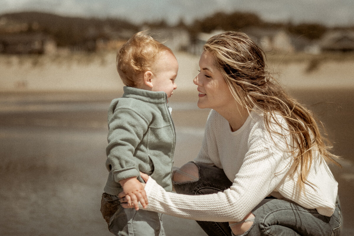 Oregon Coast Cannon Beach Family Couples Photos Portland Vancouver PNW Photographer