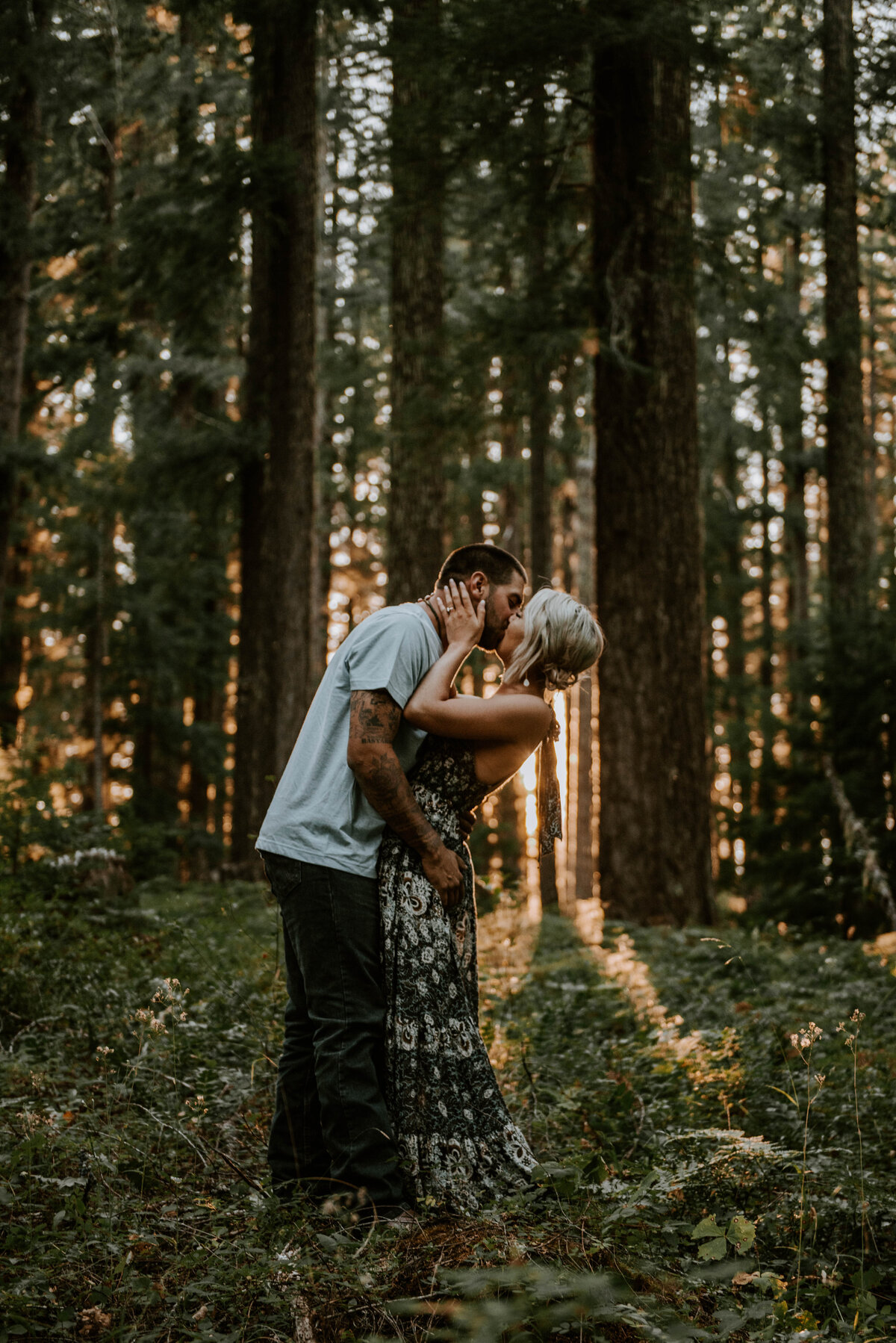 sahalie-falls-oregon-engagement-elopement-photographer-central-waterfall-bend-forest-old-growth-6934