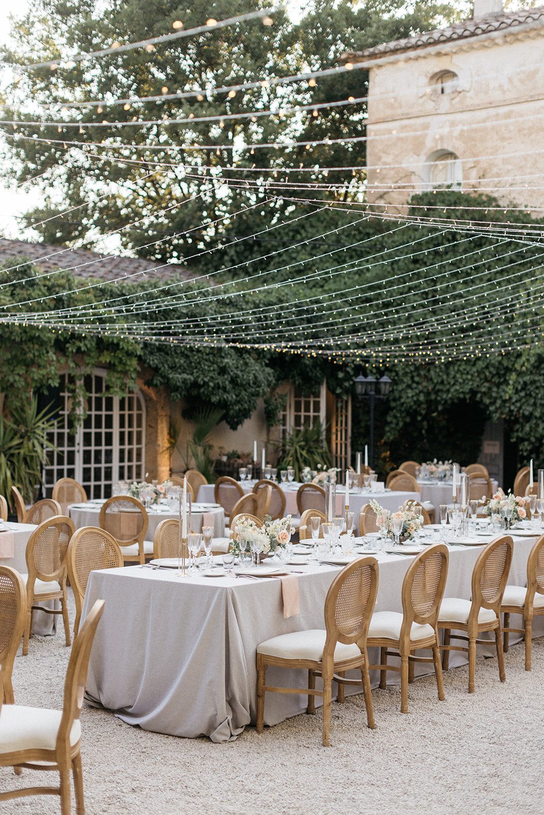 Lily Maxx wedding at chateau Robernier in a Monique Lhuillier gown - Veronique Lorre florist22