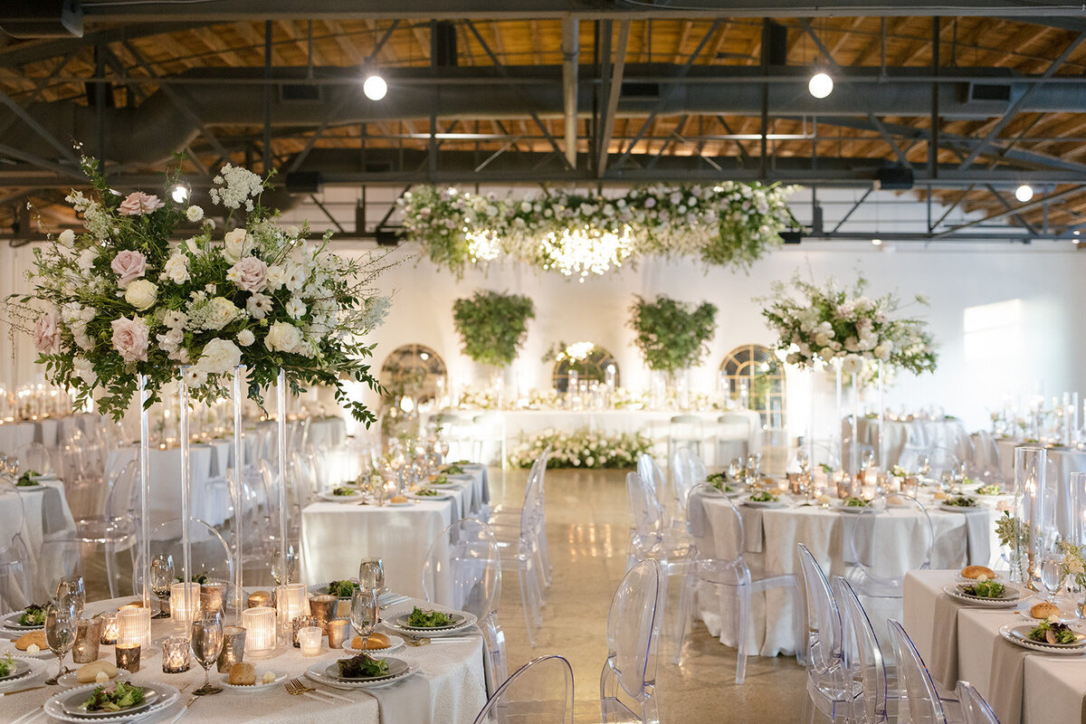 white-green-blush-wedding-reception