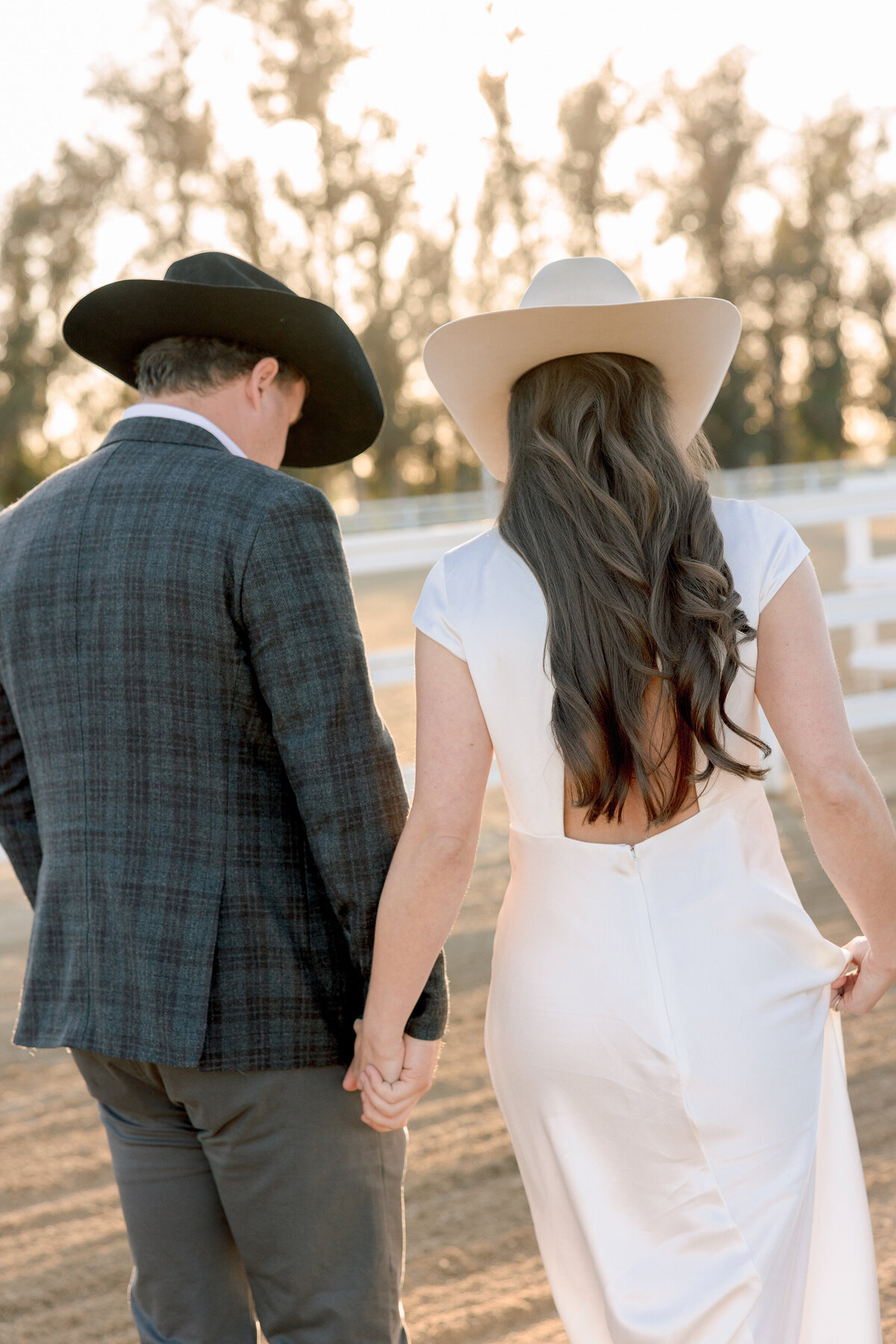 western-wedding-welcome-party-ranch-009