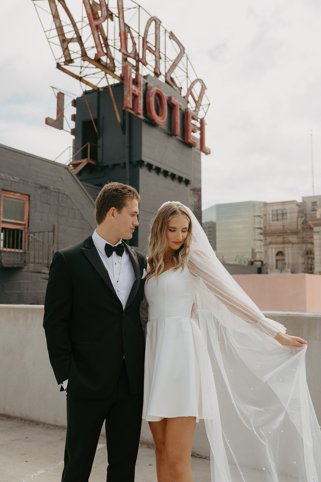 Lexx Creative-Chic-Downtown San Diego-Urban-Courthouse-Elopement-12