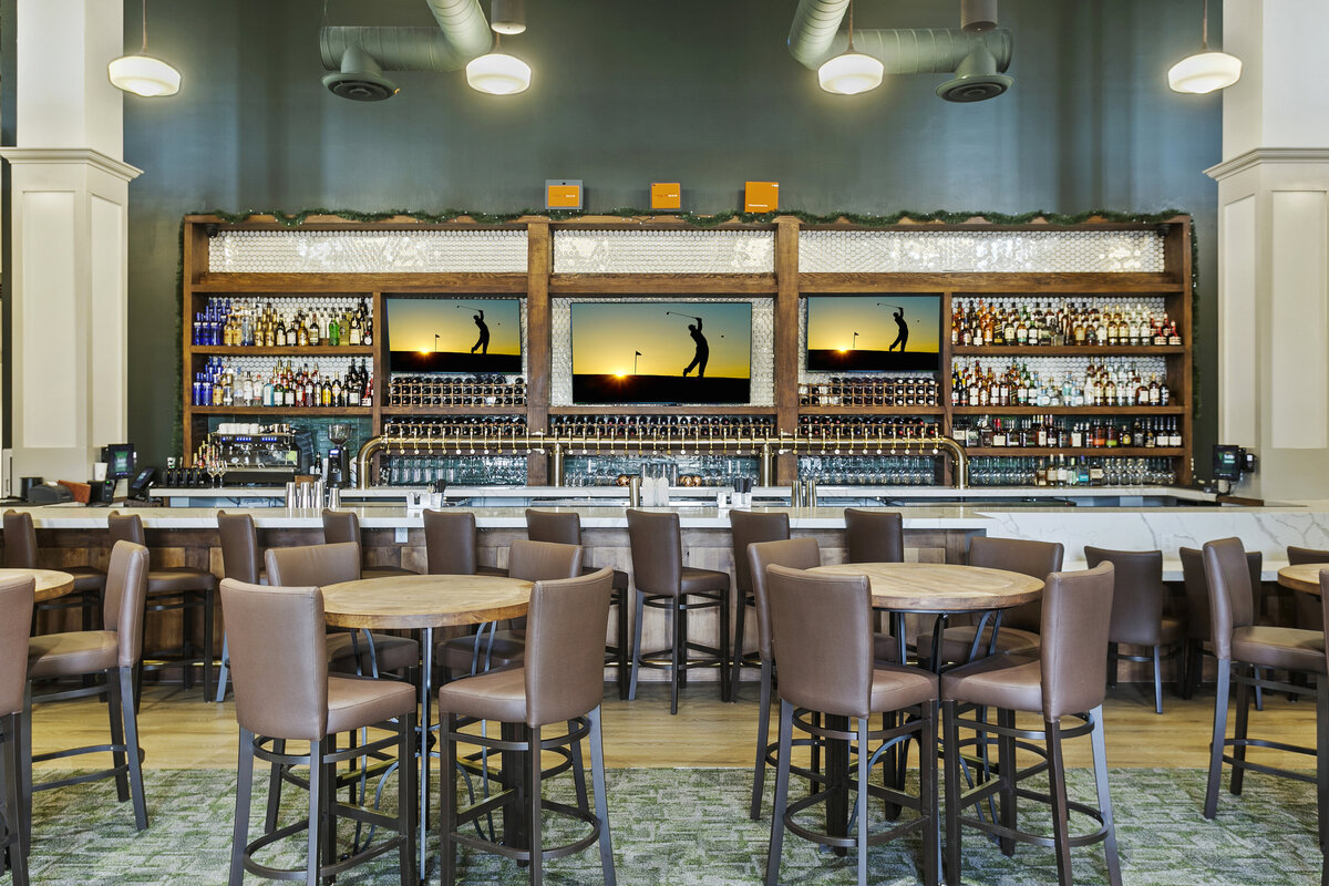 TeeBox features a full scratch kitchen & bar. Located in Cave Creek, Arizona