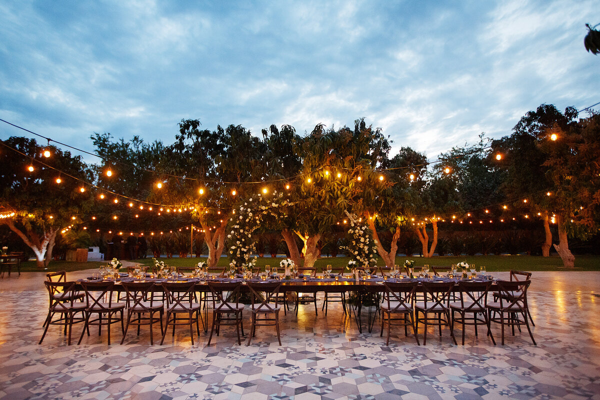 Destination wedding to Acre in Cabo