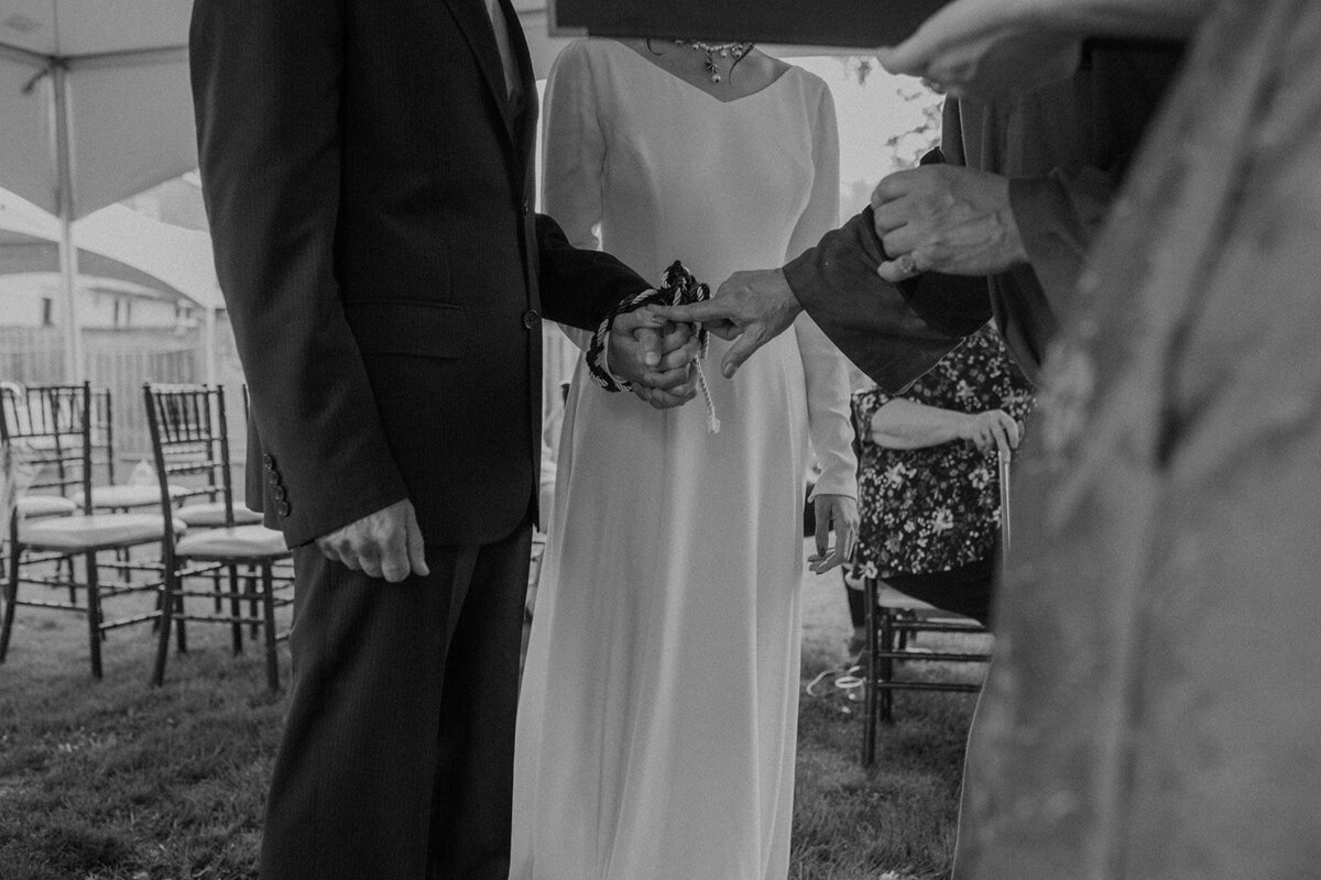 A--wiccan-backyard-wedding-intimate-ceremony-38
