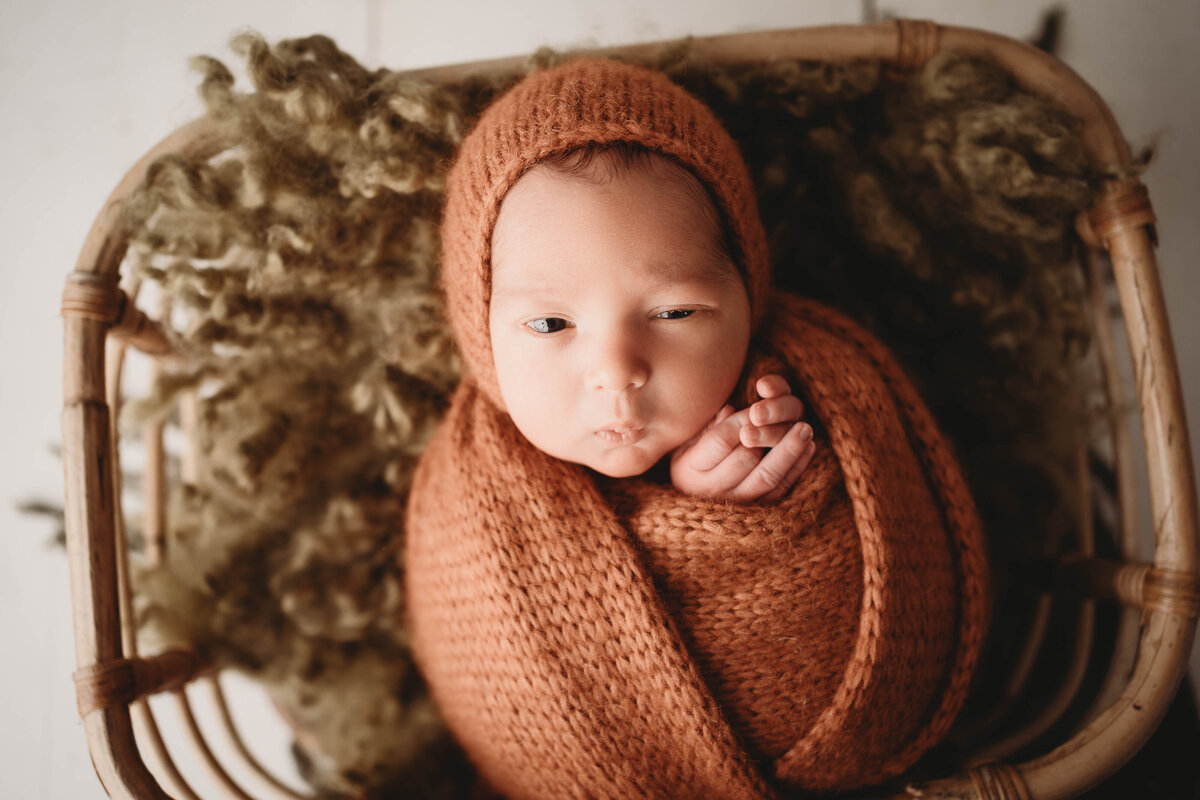 hochmuthnewborn-riowinewbornphotographer--5