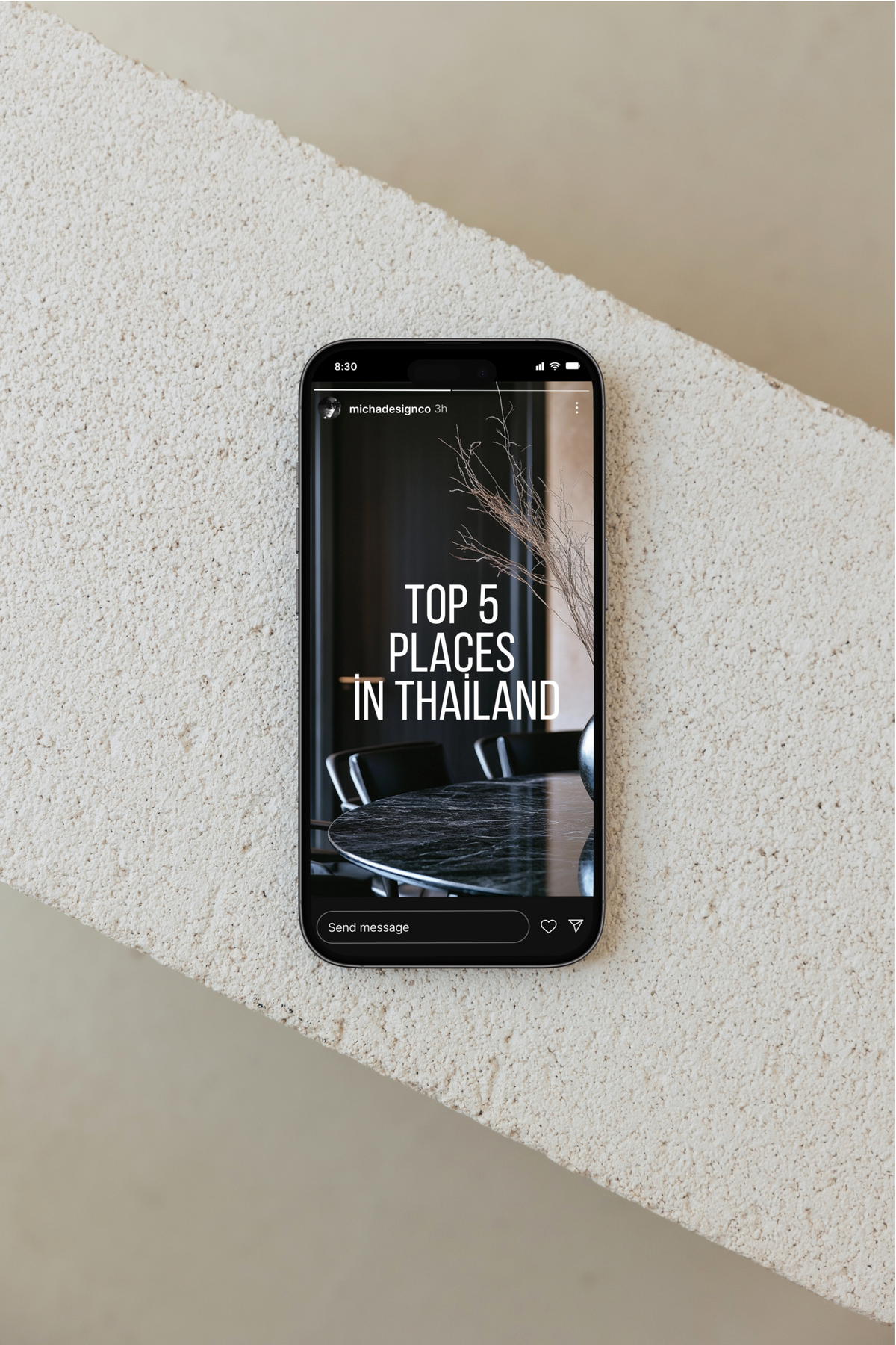 Rowen Phone Mockup (4)