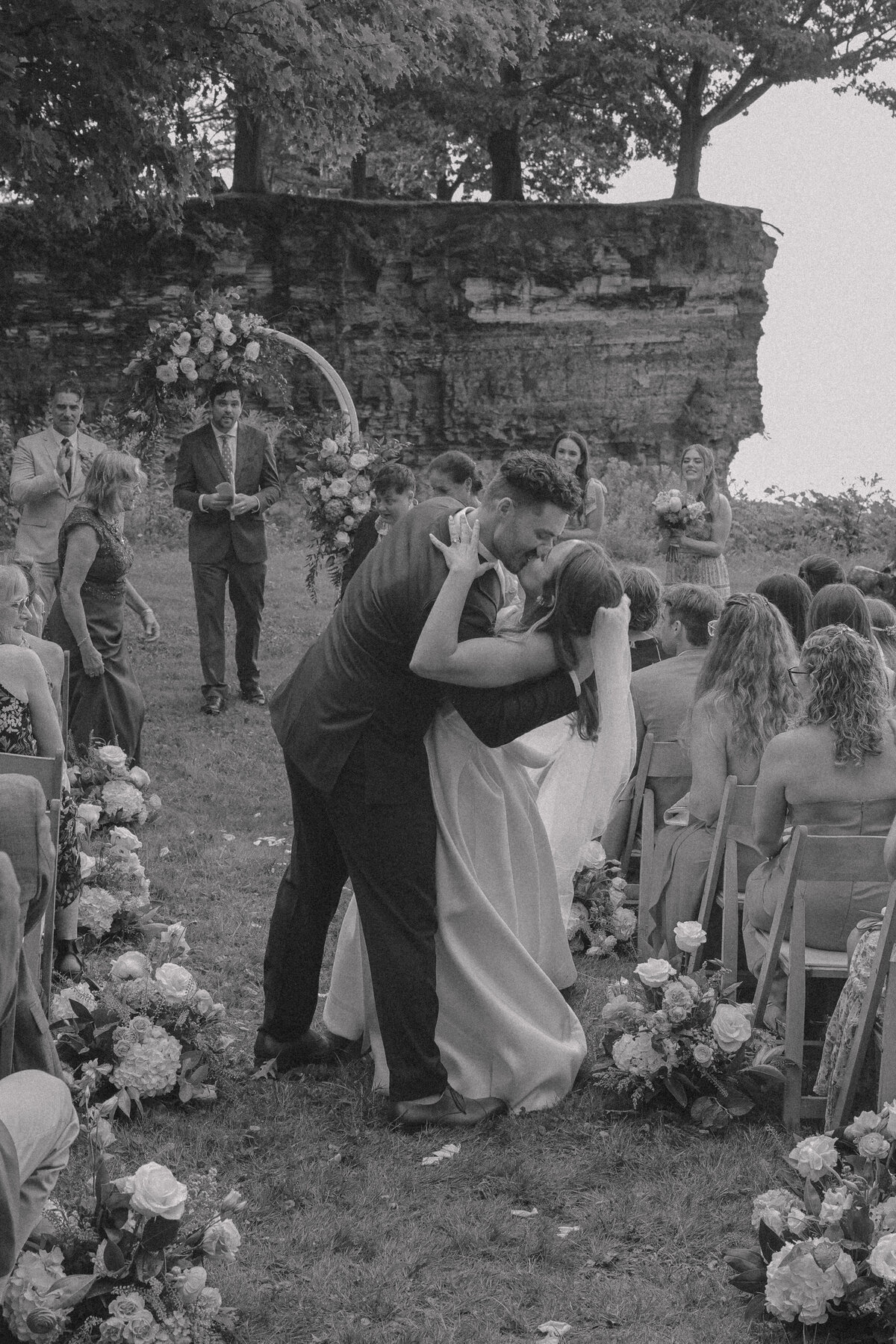 gabby-mike-buffalo-wedding-day-24