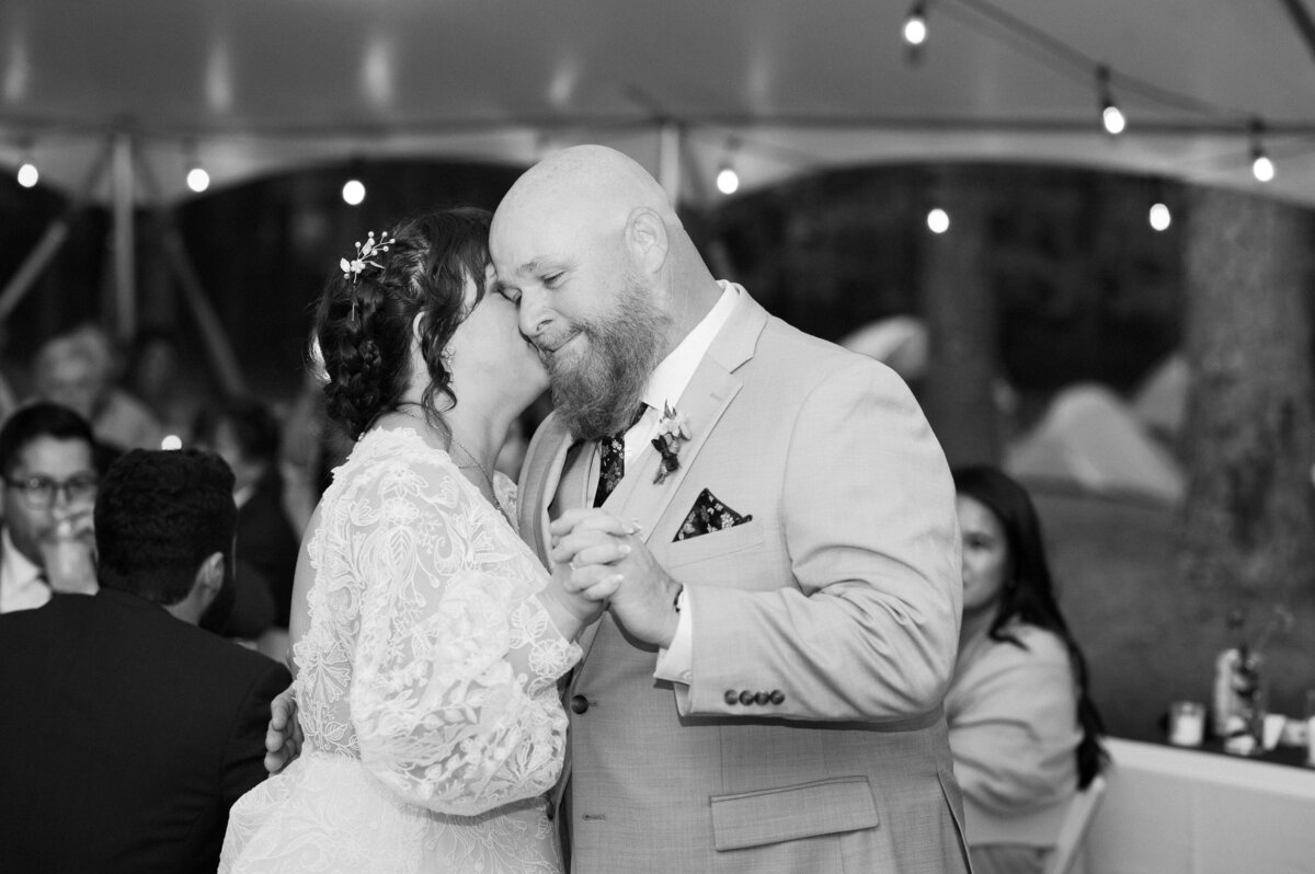 nc-intimate-wedding-photographer-34