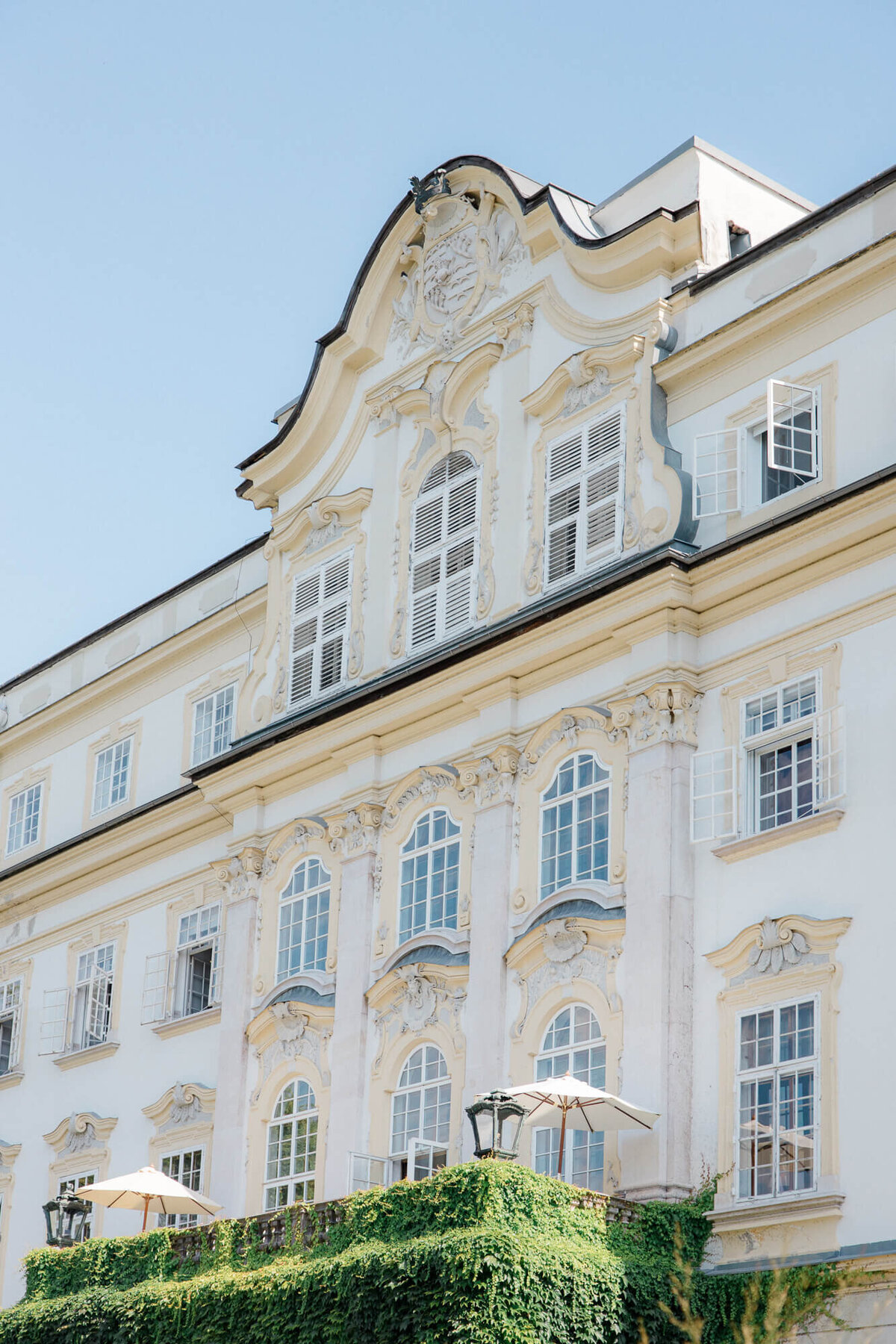 elopement-leopoldskron-palace-salzburg-1