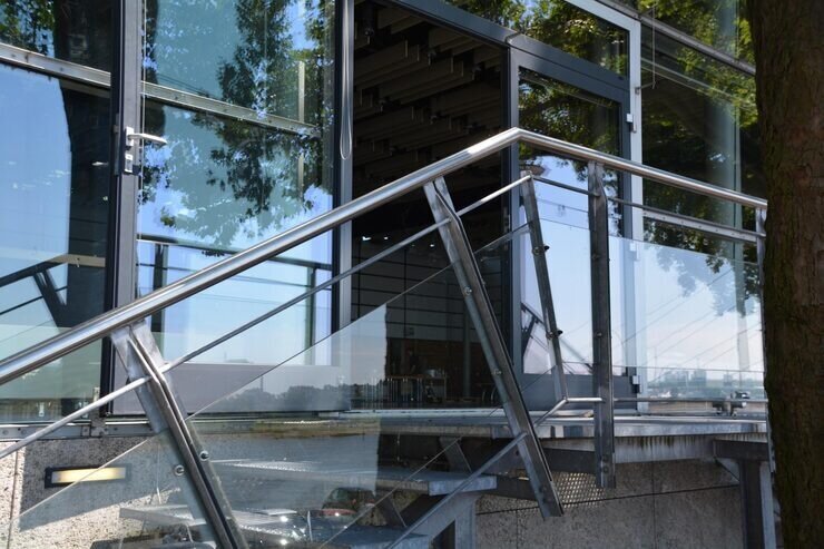 Modern Glass & Aluminum Railings in Boca Raton, South Florida