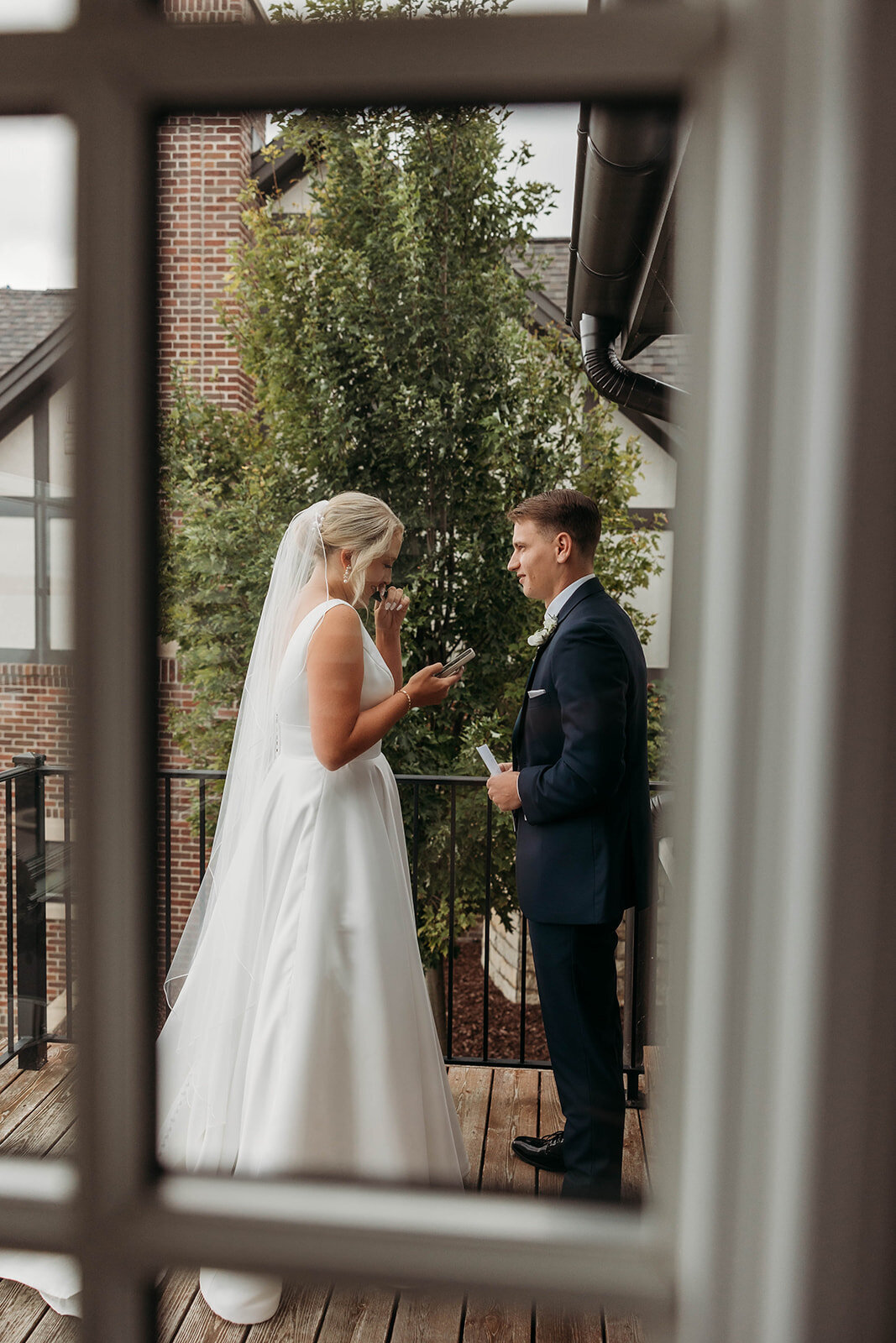 Saint Clair Inn Wedding First Look Michigan Photographer K. E. Rogers Photography-28