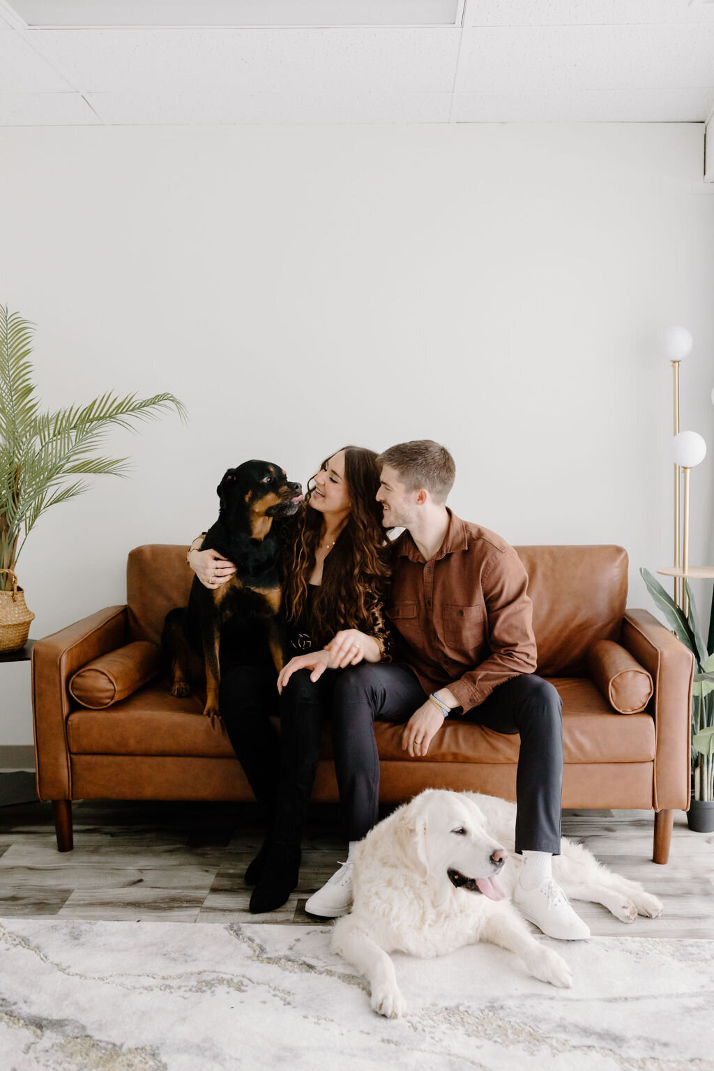 christina_ney_photography_wedding_engagement_lifestyle_photographer_dubuque_iowa_wedding_planning_assistance_adventurous_bold_laidback Family Photography10