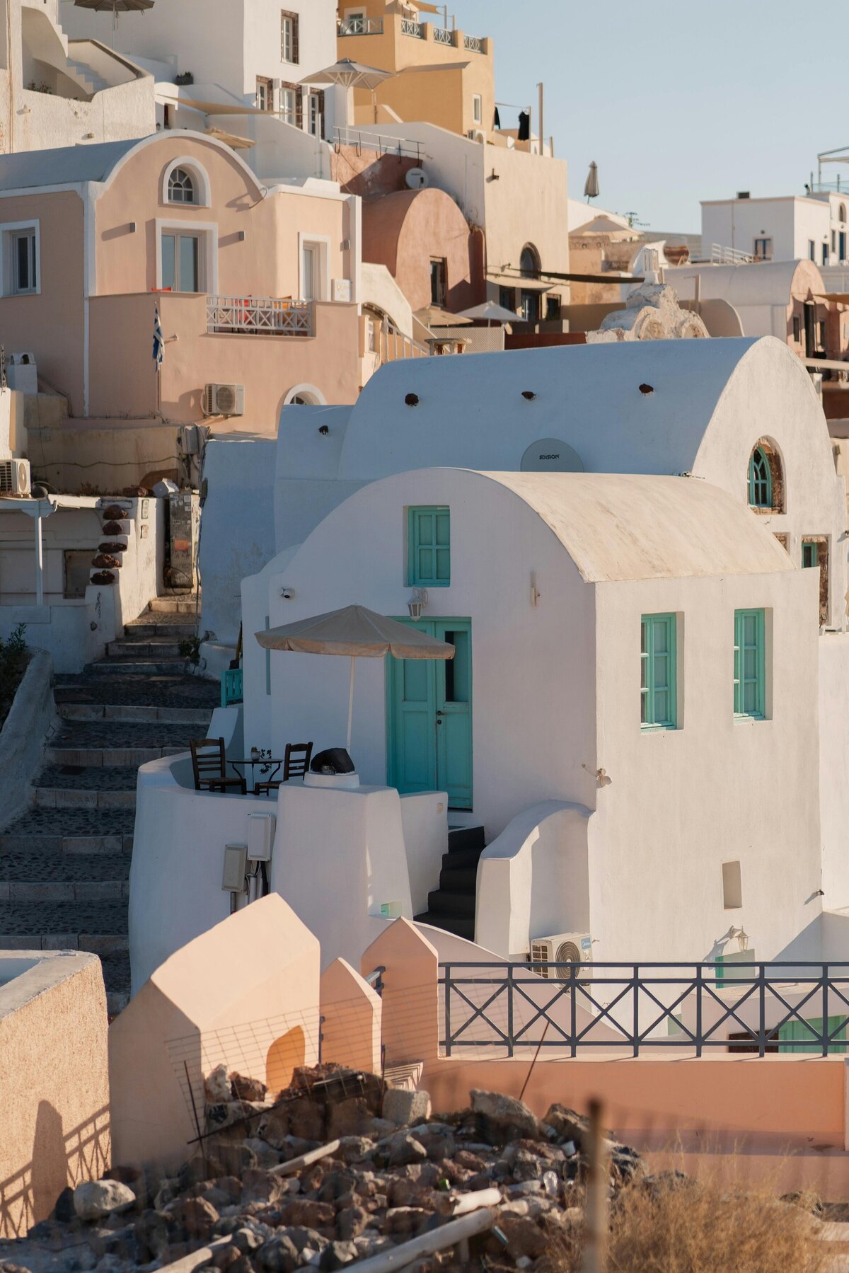 santorini oia houses