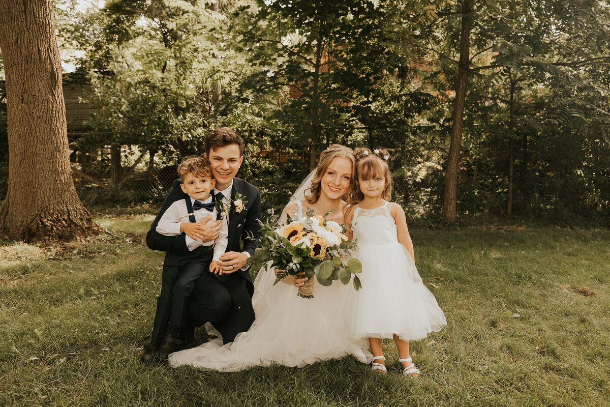 Guelph-Wedding-Sneaks-28