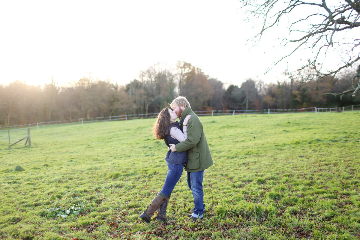 engagement-shoot-surrey-leslie-choucard-photography-15