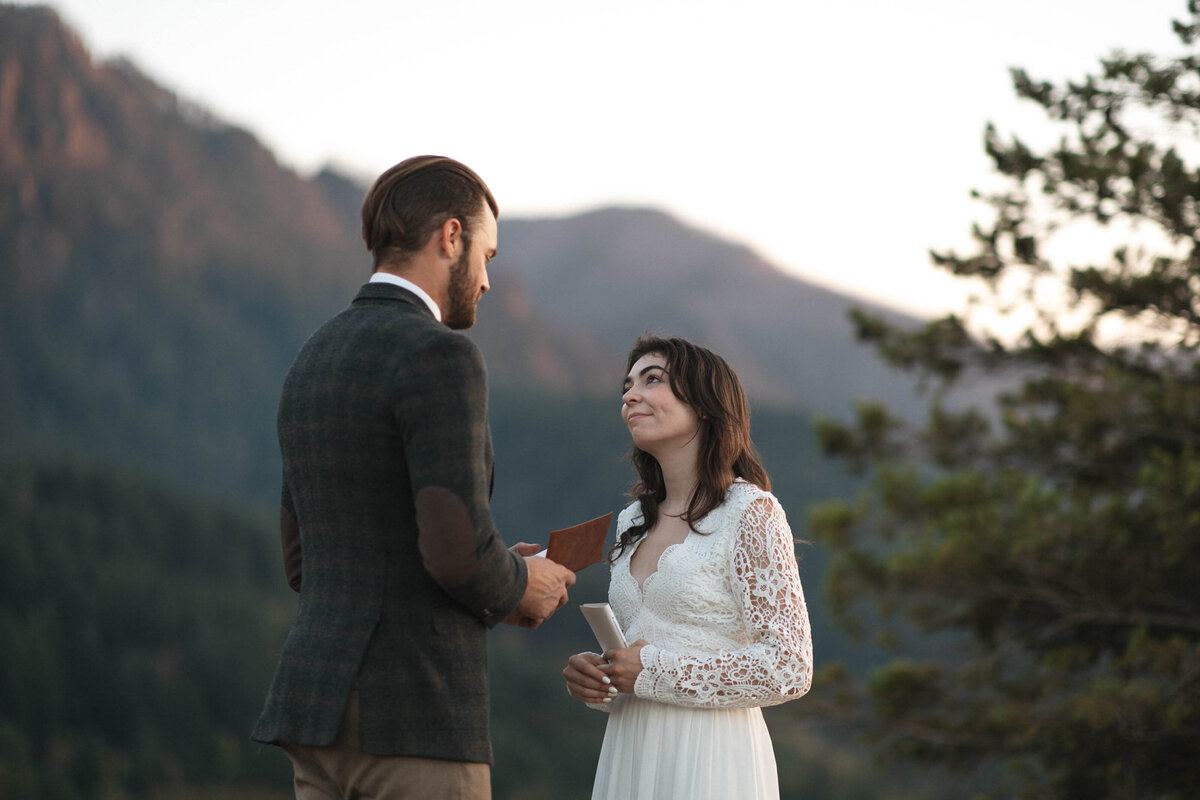 columbia-river-gorge-elopement-government-cove-oregon-92