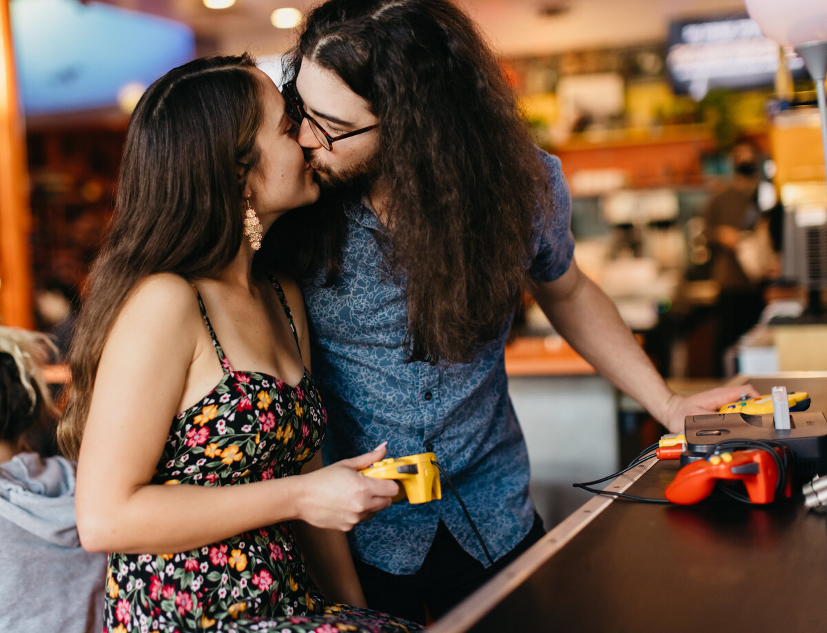 Vibrant & Colorful Philadelphia Engagement Photos