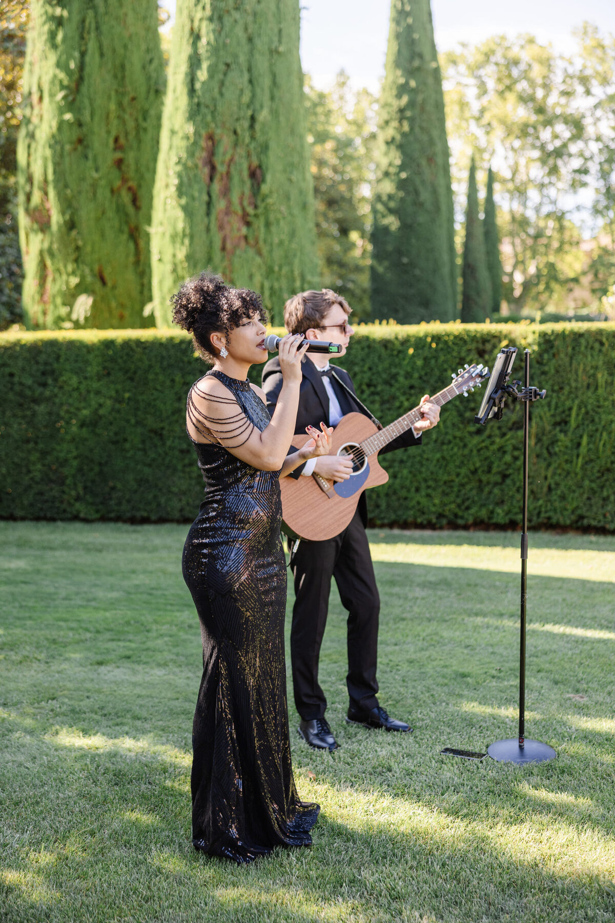 Wedding-cocktail-entertainment