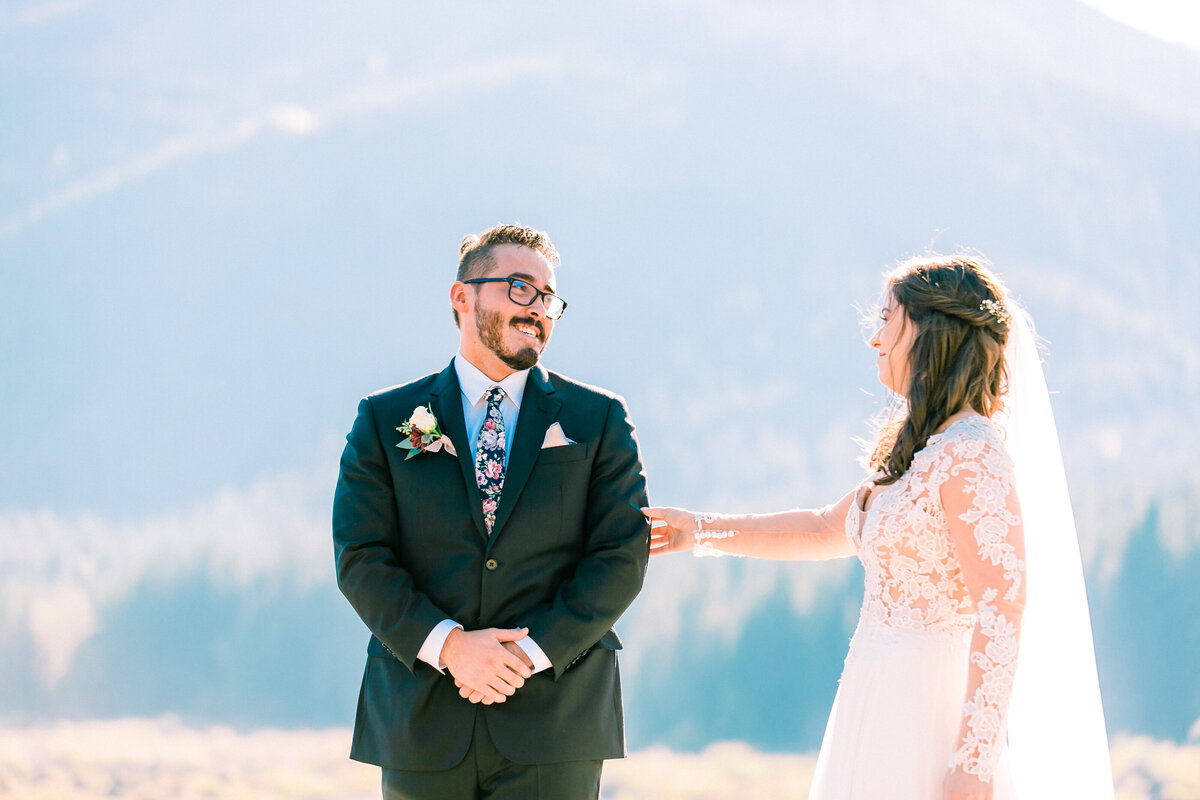 Gold Creek Pond Elopement, Seattle Wedding Photographer (6)