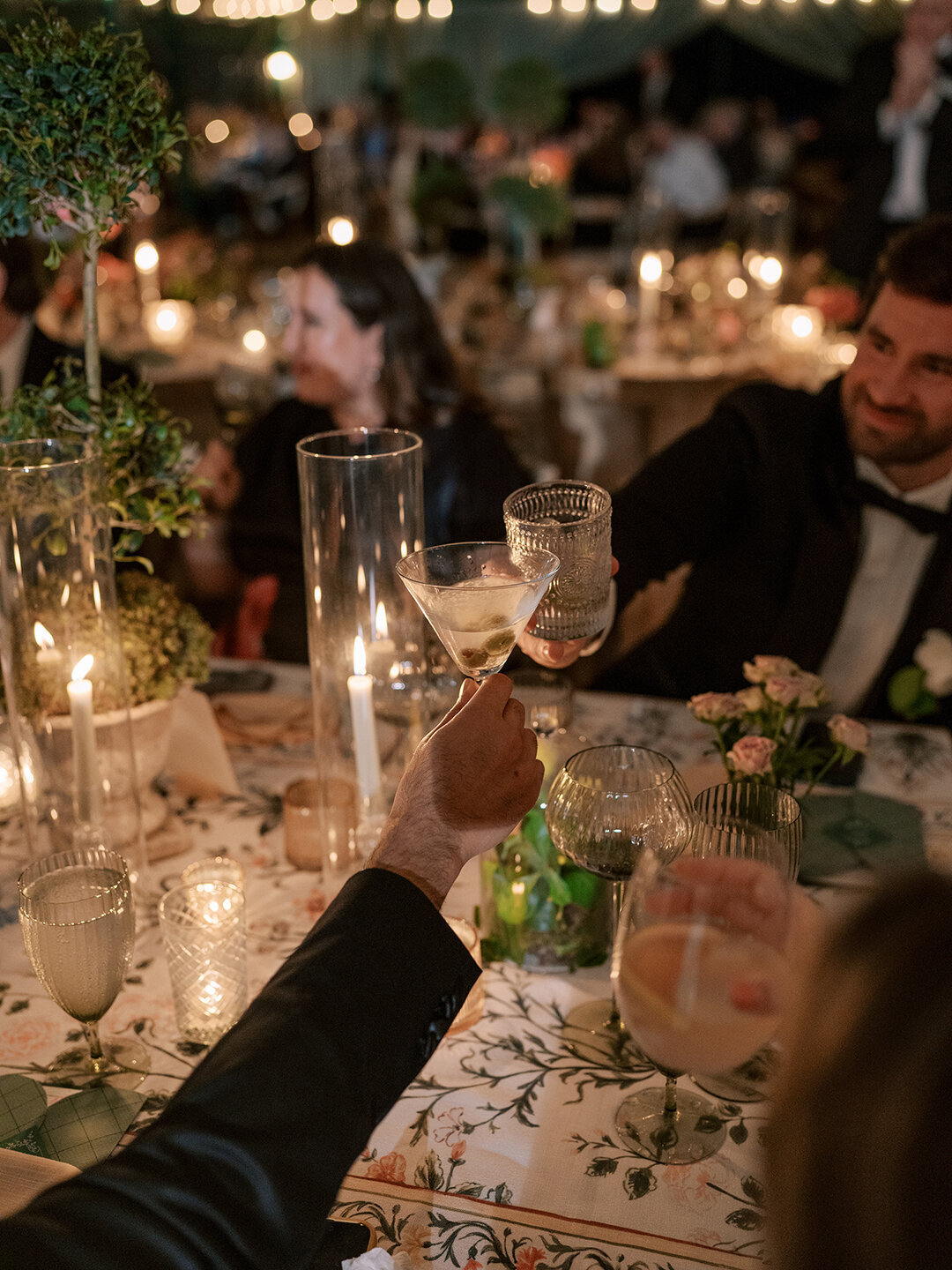 KathleenRob5-3-25GlenstoneGardenVA-VickiGraftonPhotography-1169