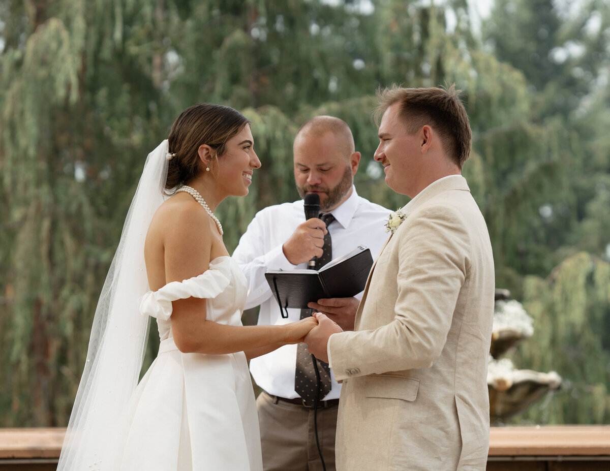 Central-Oregon-Vineyard-Wedding-398