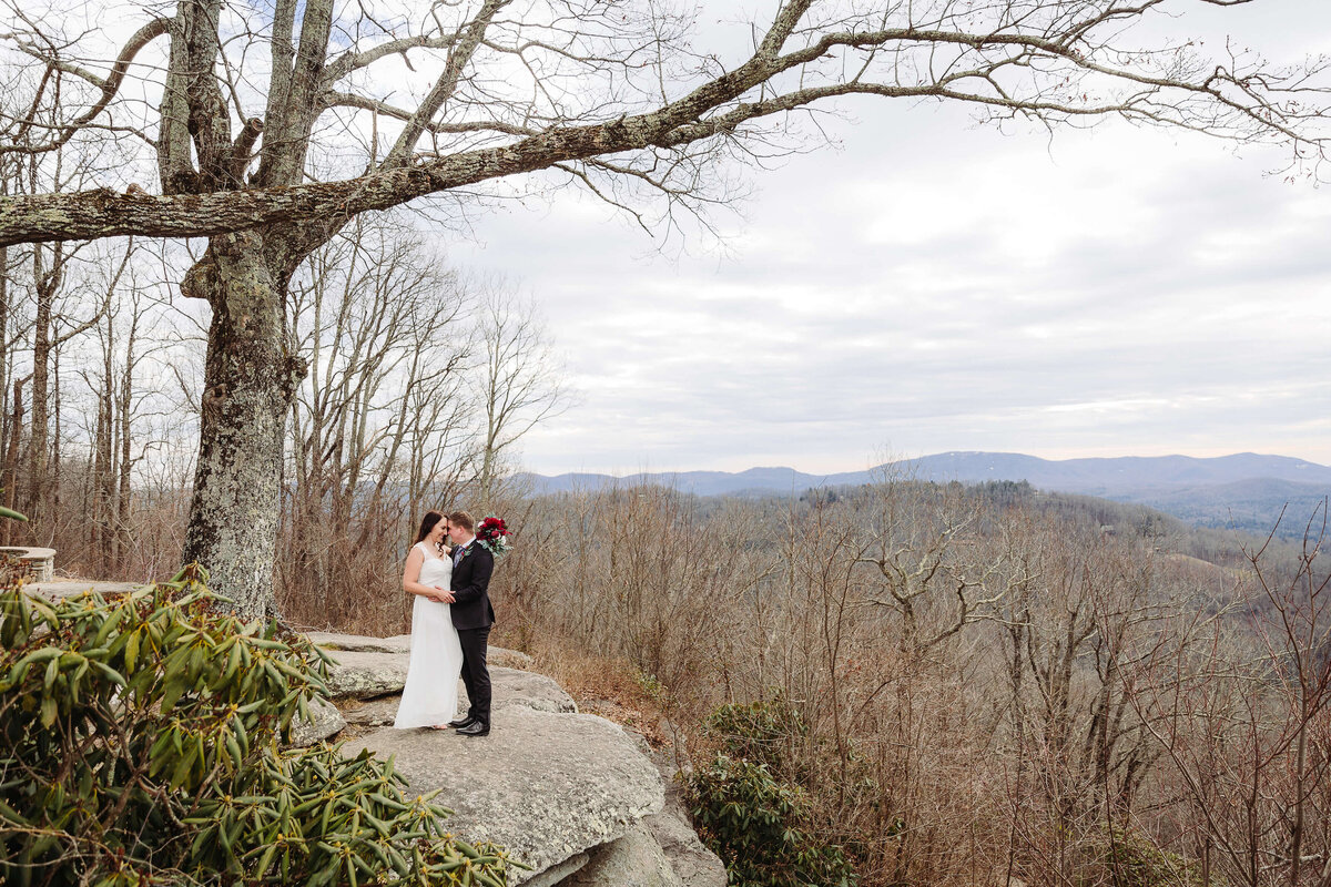 Jump-Offf-Rock-NC-Elopement-34
