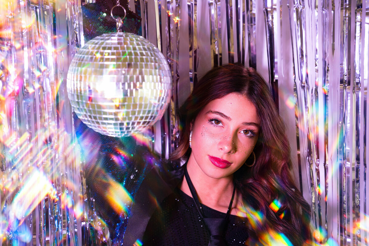 Cleveland-Akron-Senior-Portrait-model-team-NewYearsEve-21