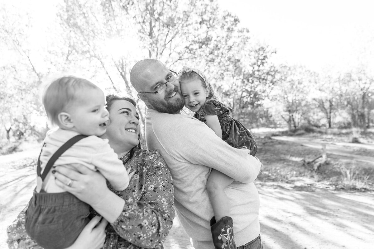 Albuquerque-family-portraits-Rio-Grande-bosque (8)