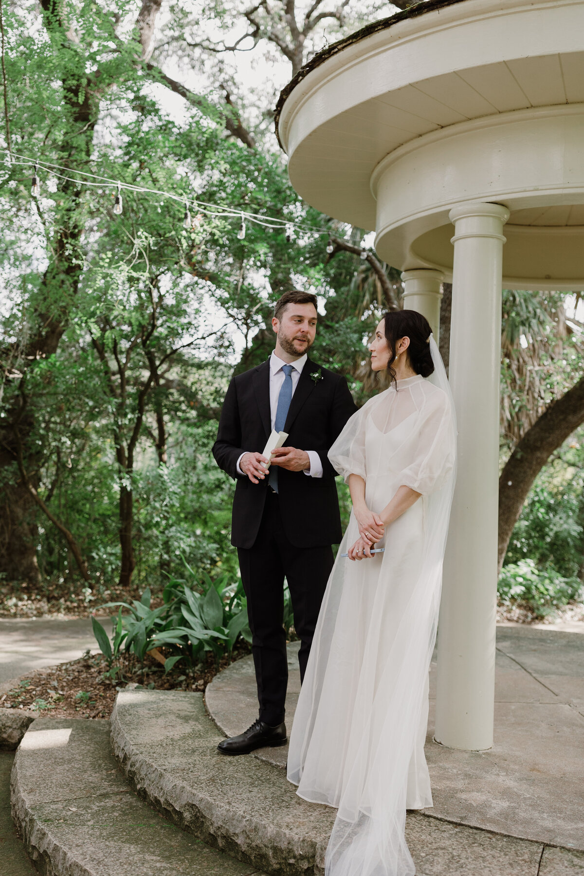 Bride and groom in the grounds of Laguna Gloria in Austin