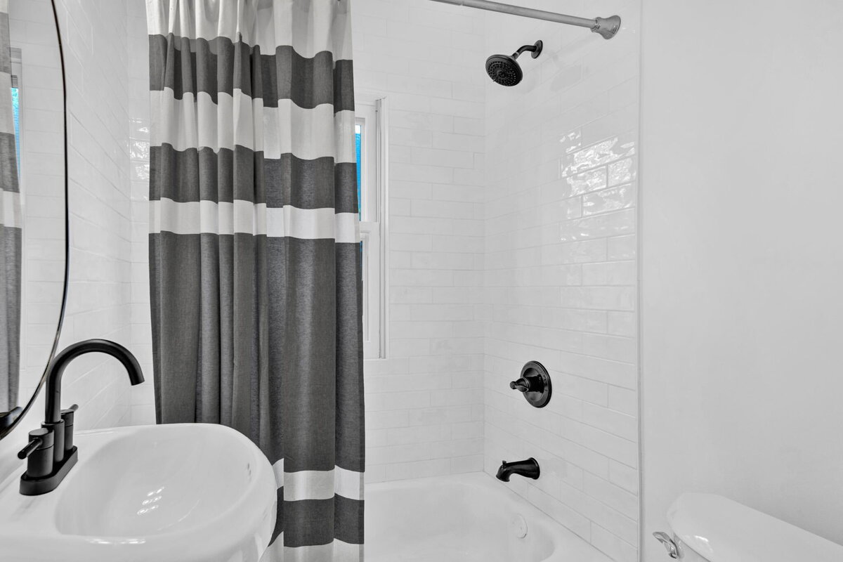 6004 Fremont-0056