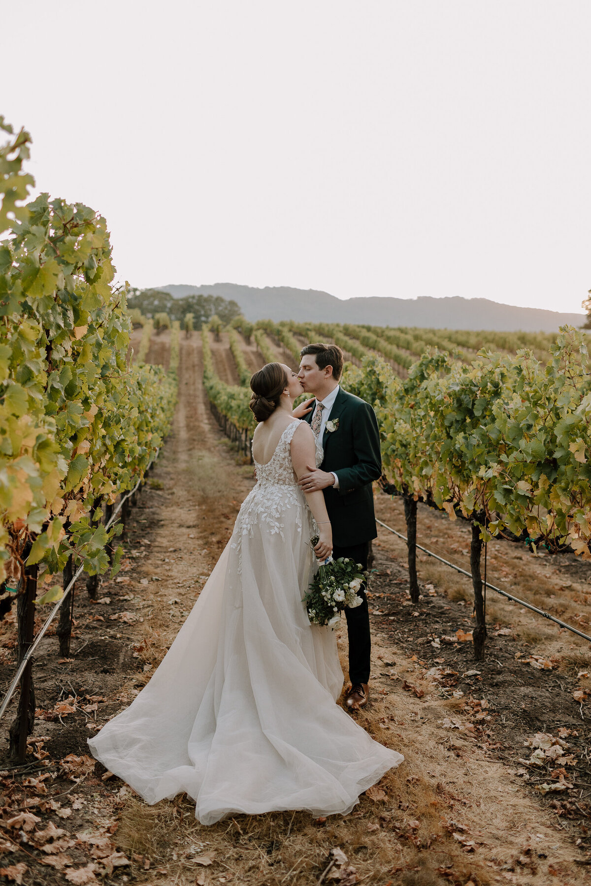 BR_COHN_WEDDING_NAPA_GLEN_ELLEN_WINERY_PHOTO_GRETCHEN_GAUSE-1-2