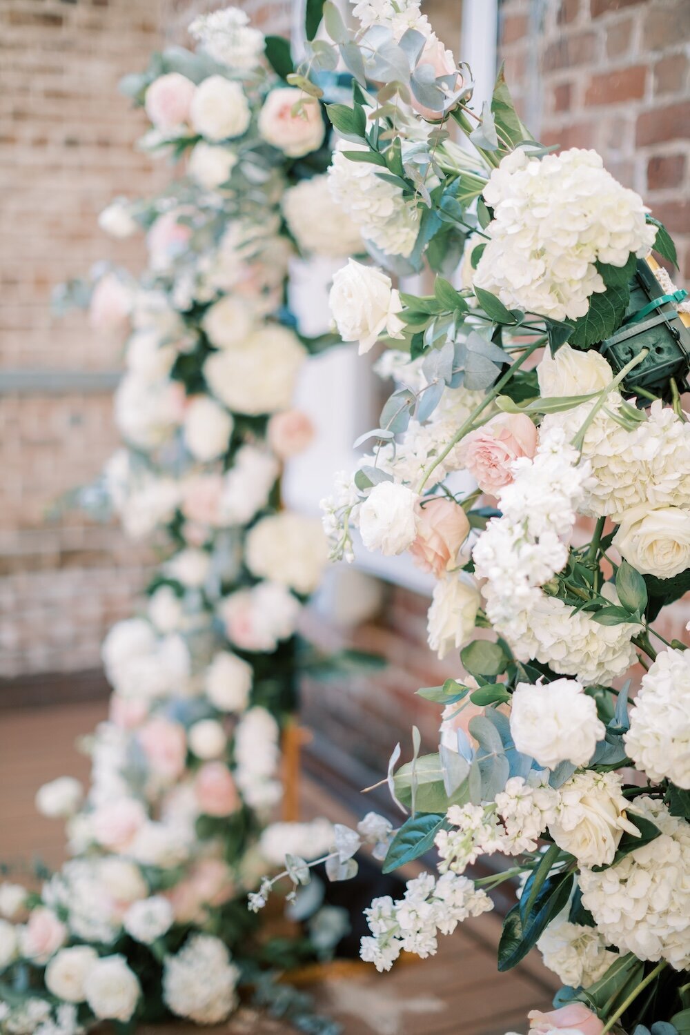 romantic-wedding-florist 5