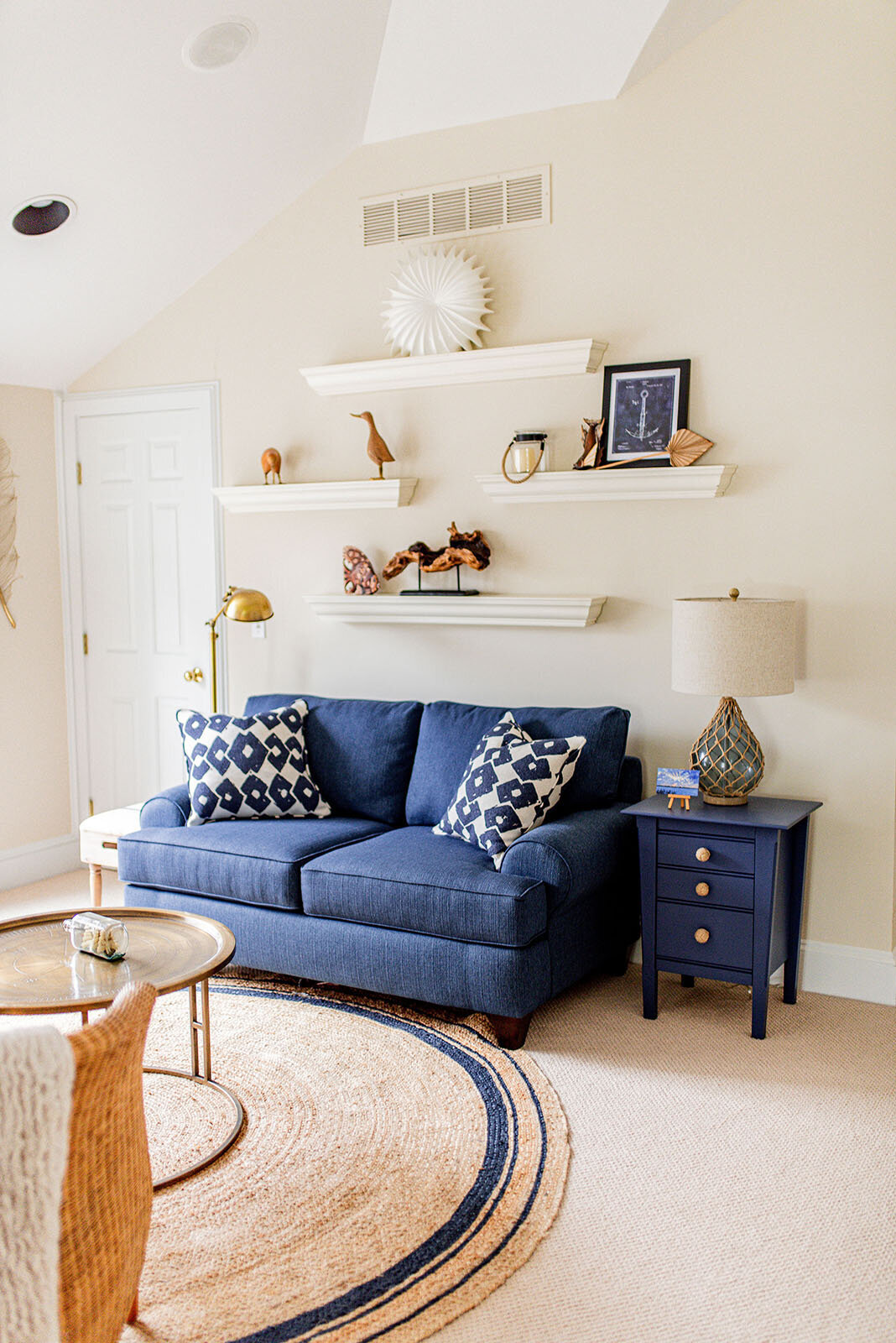 7Elements_IndianLake_LoveSeat02