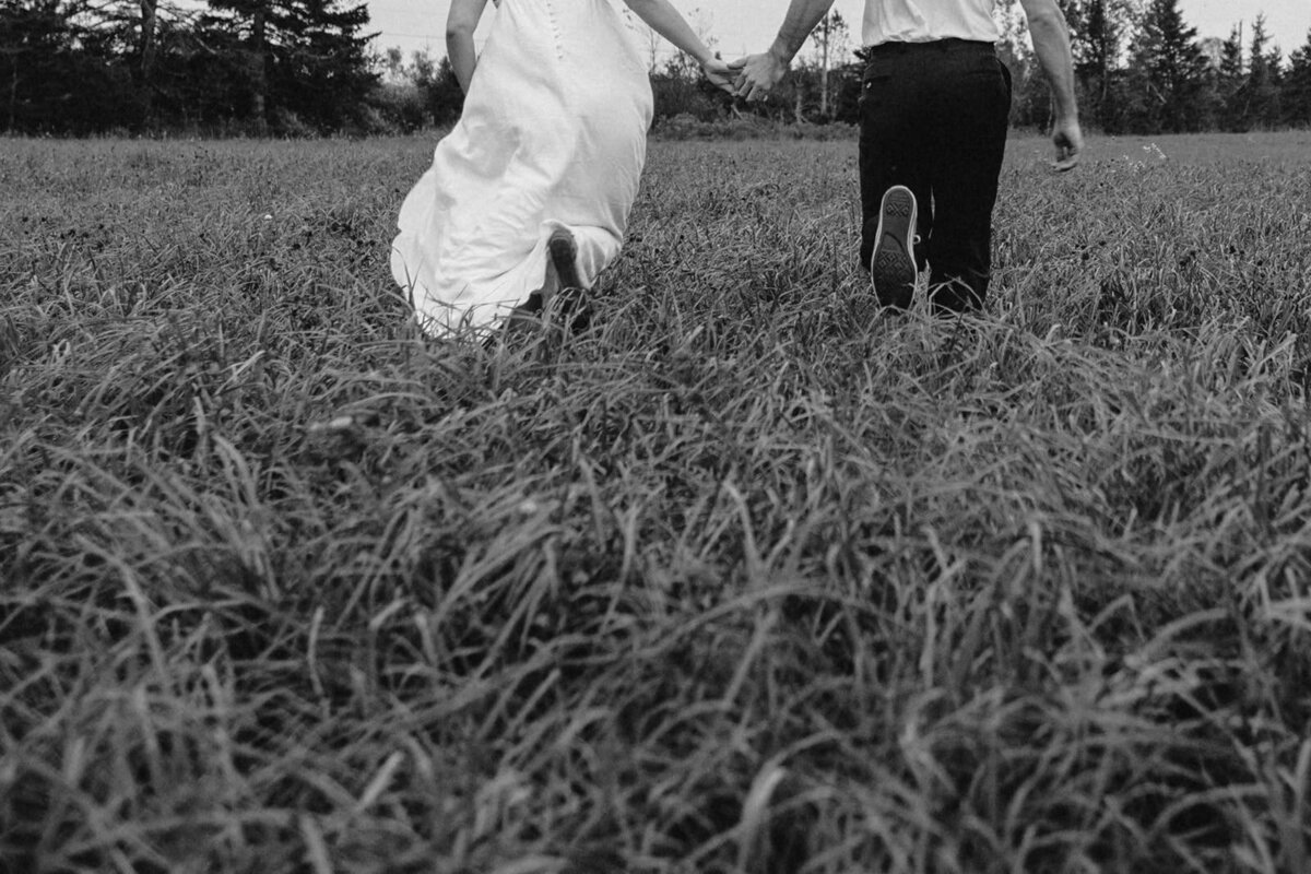 Engagement-Melissa-Harding-Photography-extended-family-photographer-PEI-Canada9
