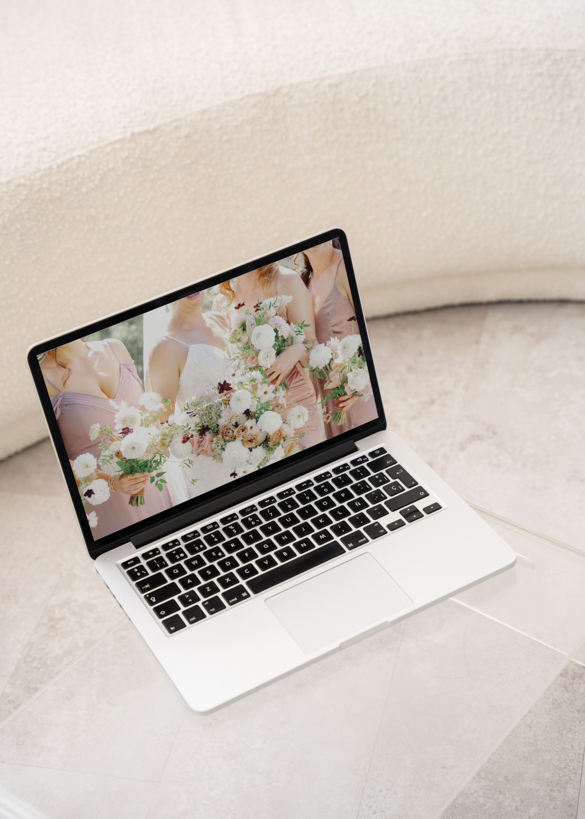 W&Mmockup
