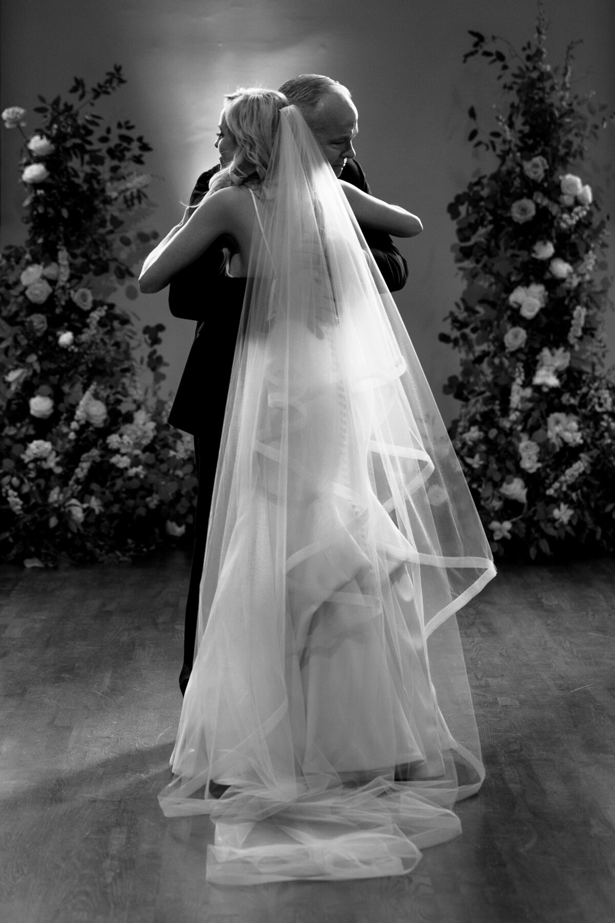 Courtney-Davidson-Photography-The-Bell-Tower-Nashville-Wedding-17