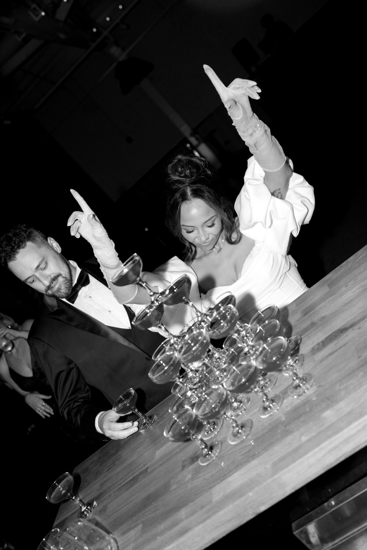 Berlez-Aspen-Avenue-Chicago-Wedding-Photographer- Clementine-Events-Thistle-&-Plume-Shannon-O’Brien-Makeup-Daniela-Kosta-Beauty-Sarabande-The-Robey-Vogue-Magazine-Editorial-Edgy-184