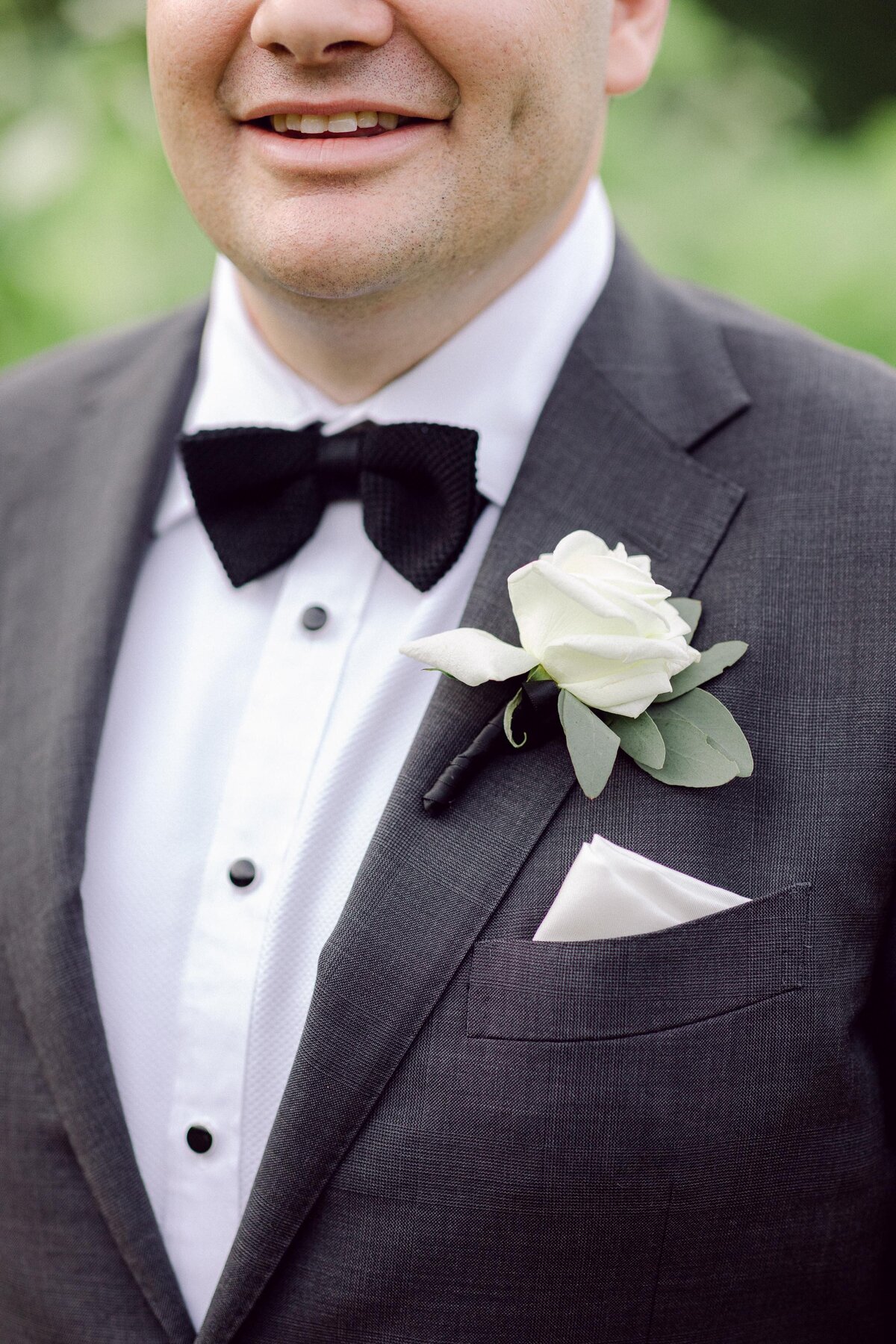 groom portrait